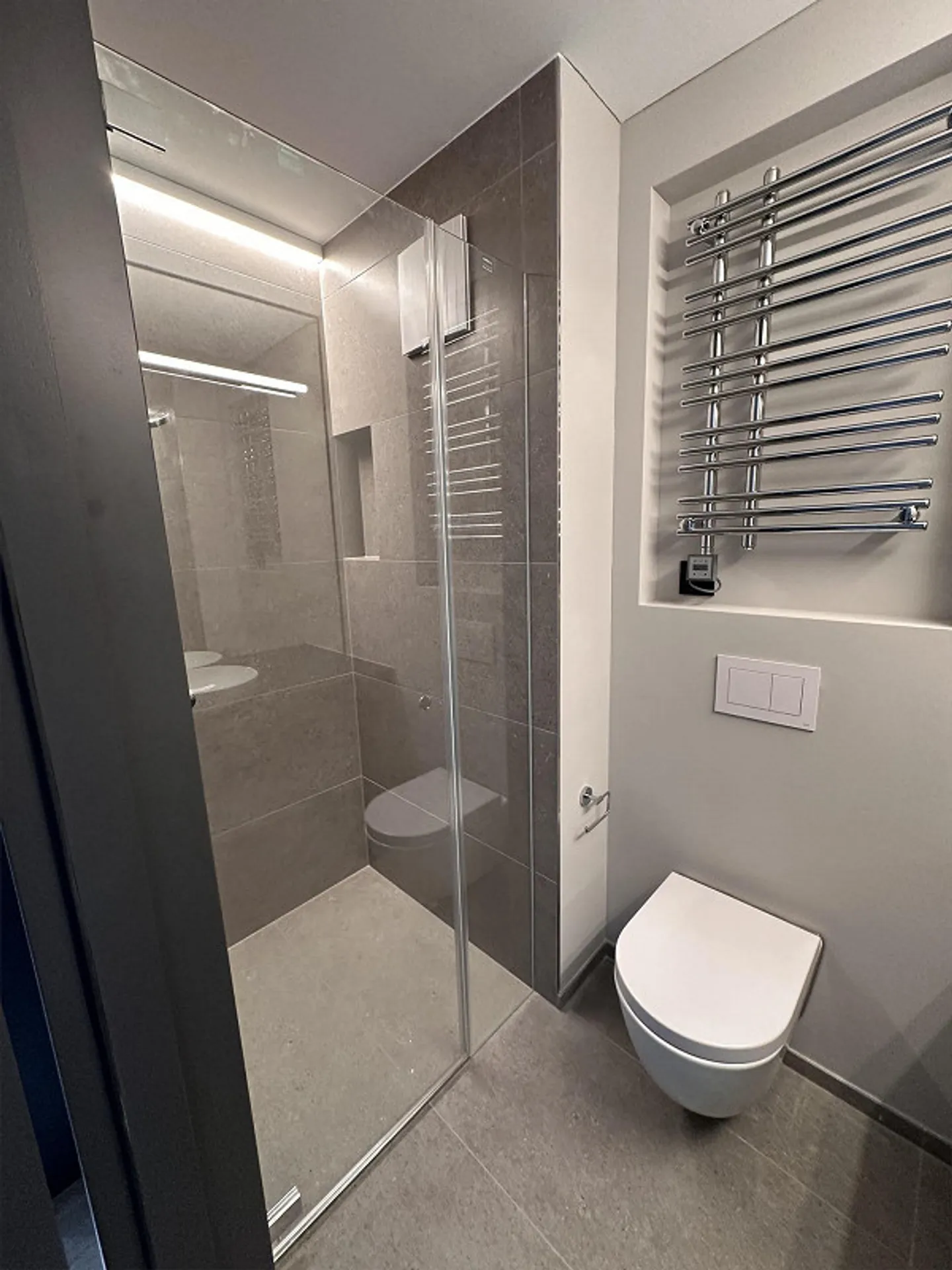 Renovierte Wohnung in Rotmonten - Foto 4 von 11