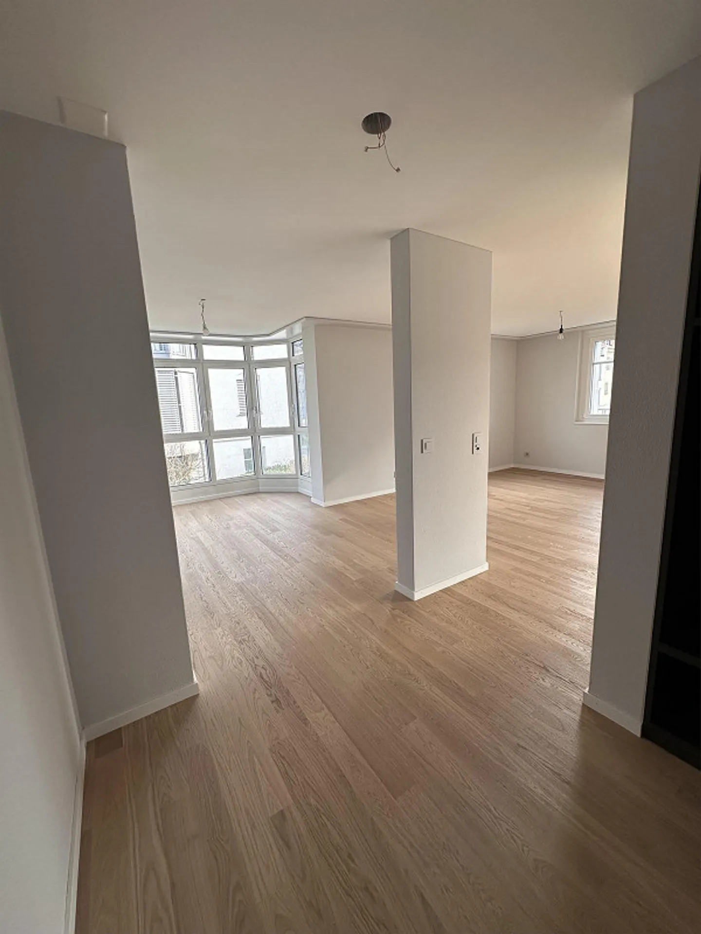 Renovierte Wohnung in Rotmonten - Foto 5 von 11