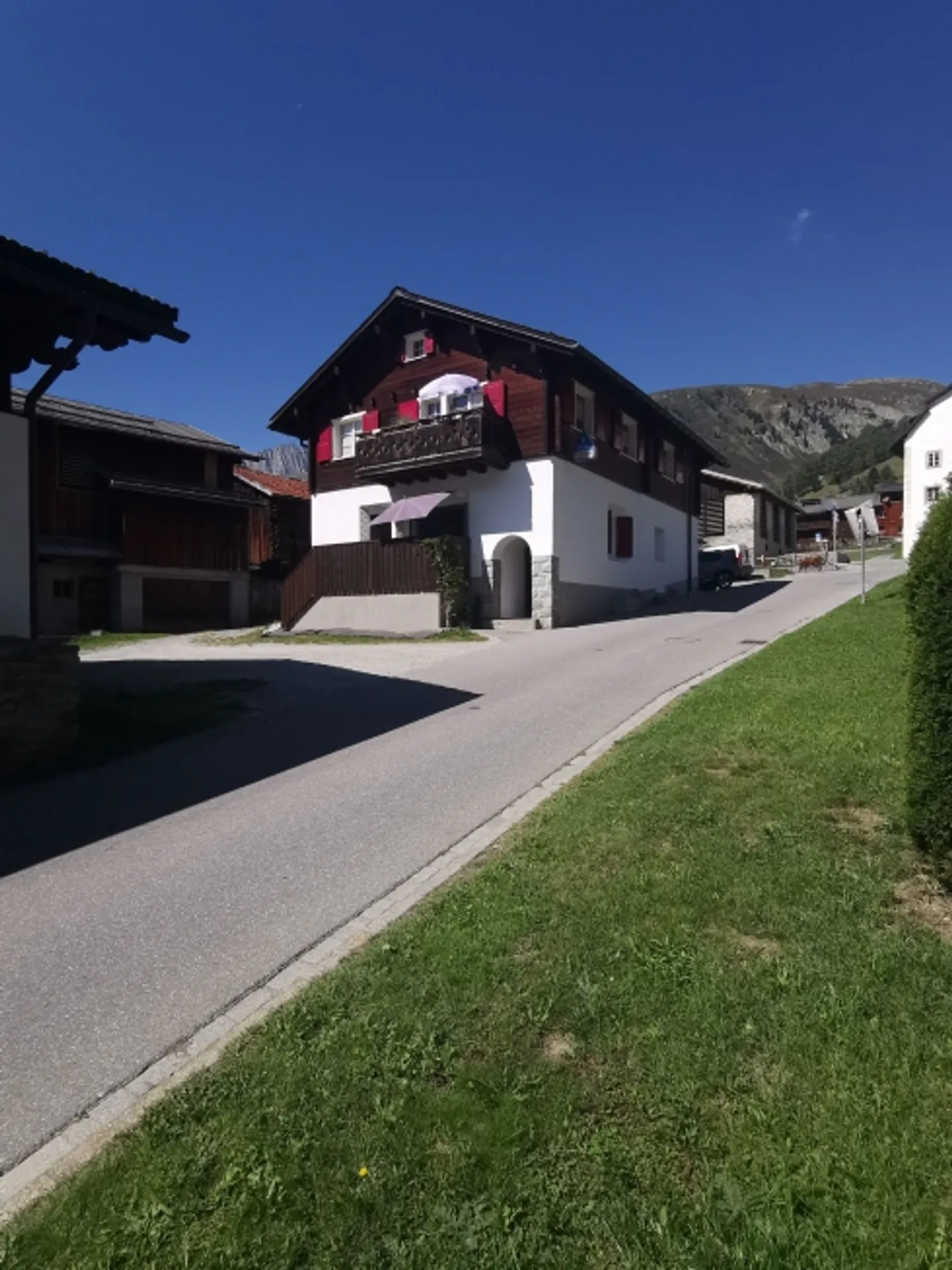 Charming 5.5-room attic apartment in a central location in Sedrun - Photo 7 of 13