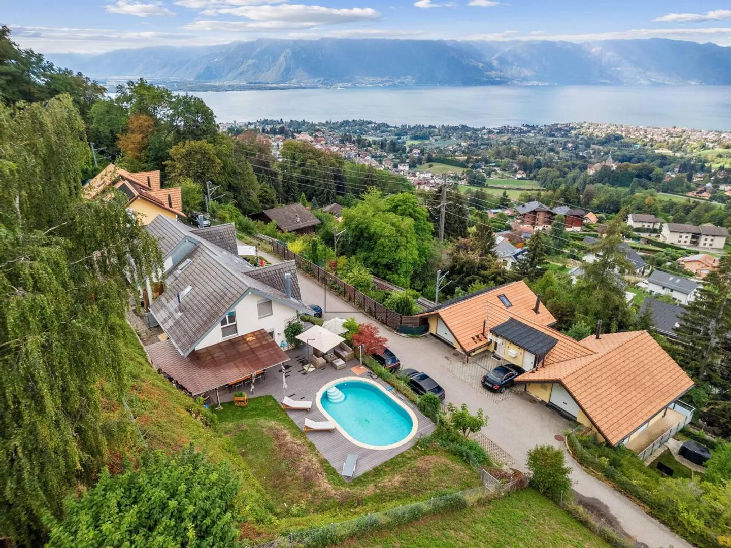 Villa charmante avec vue sur le lac - Photo 1 sur 10