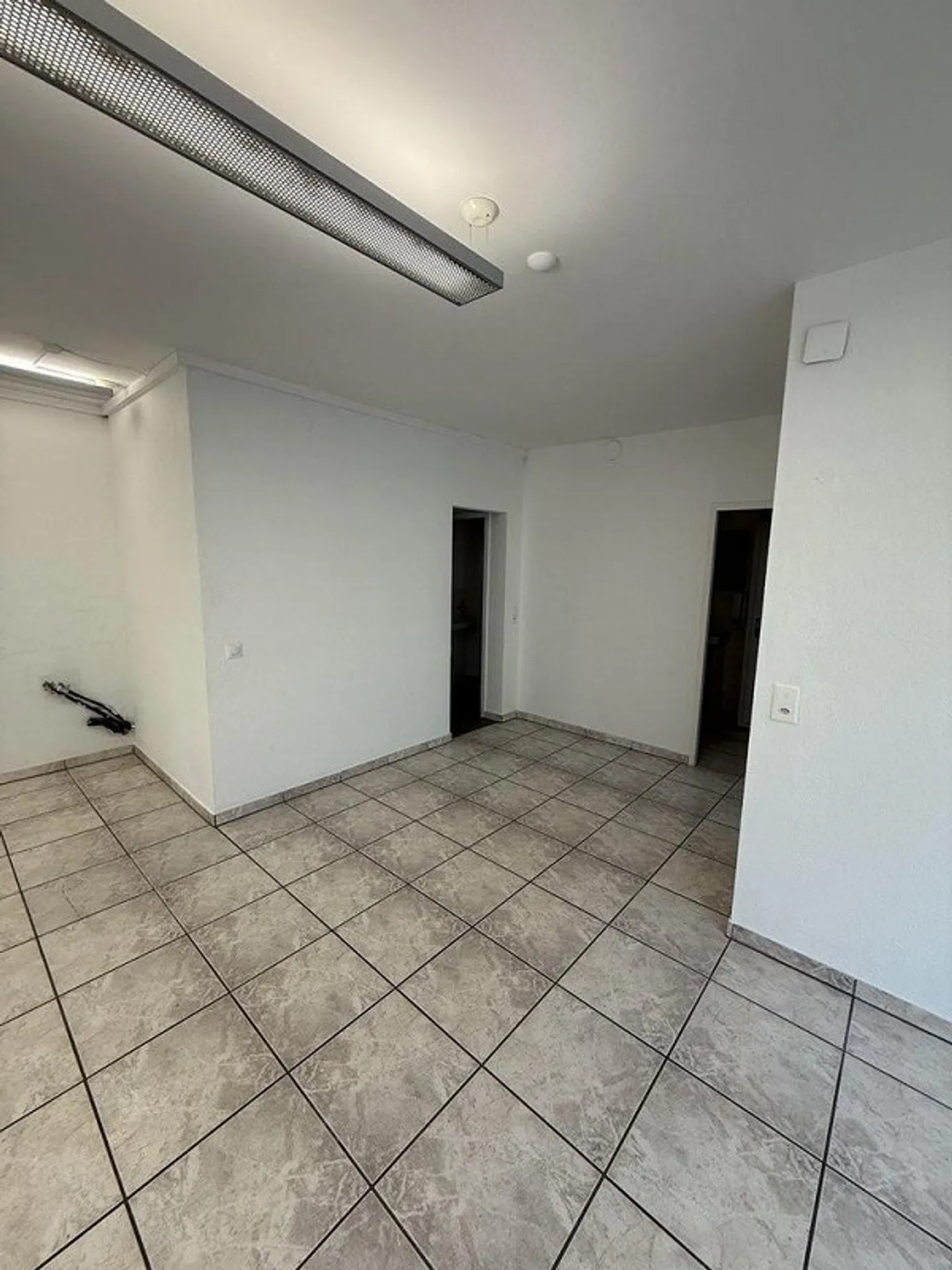 Espace commercial au cœur de Kleinbasel avec options de stationnement - Photo 5 sur 5