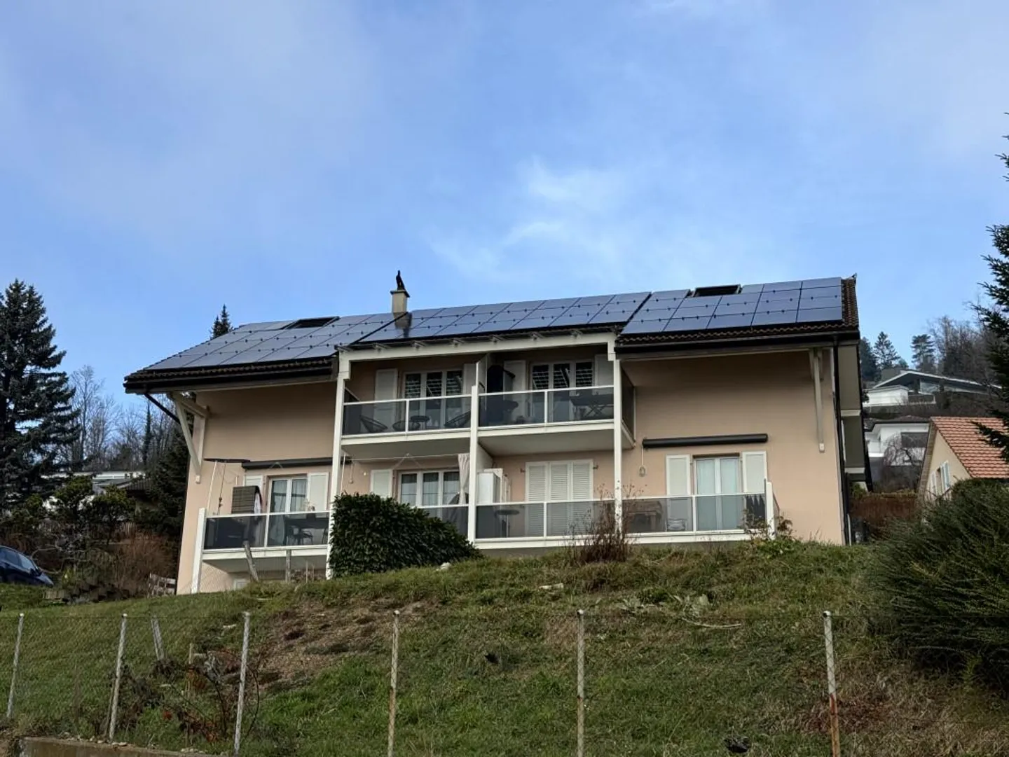 Grandvaux: piacevoli 2.5 stanze con balcone - Foto 1 di 2