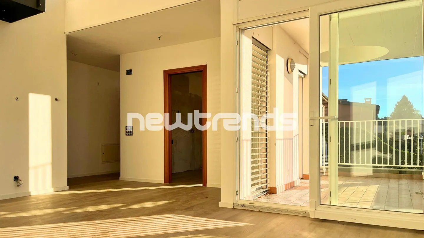 Viganello - Albonago : Maison de ville avec vue panoramique sur le lac et terrasse à vendre - Photo 8 sur 17