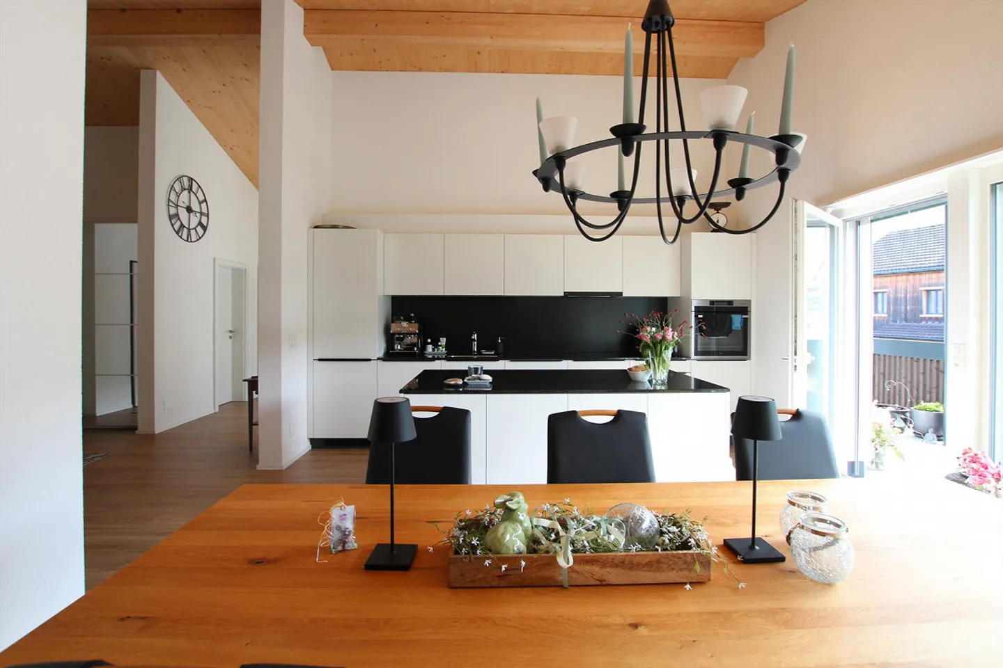 Appartement penthouse exclusif avec grande terrasse sur le toit - Photo 4 sur 23