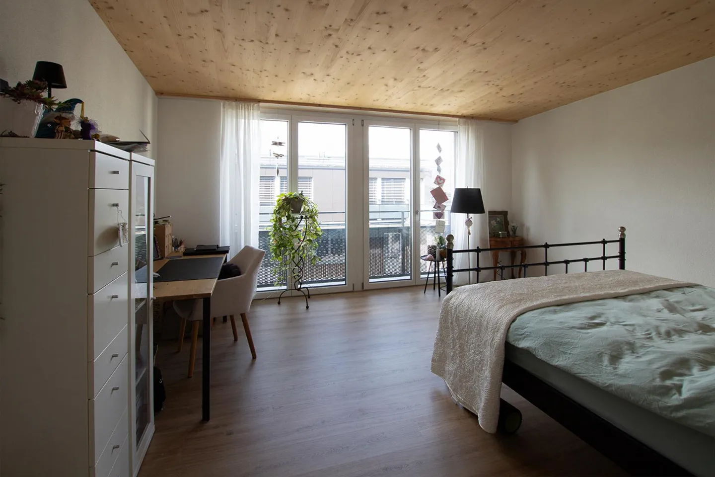 Appartement penthouse exclusif avec grande terrasse sur le toit - Photo 13 sur 23