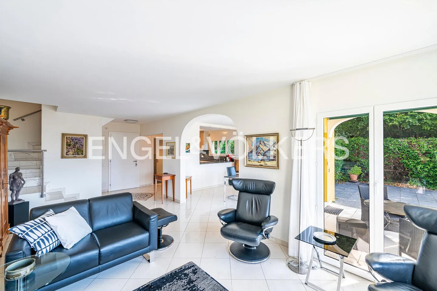 House with panoramic view (66) - Photo 4 of 11