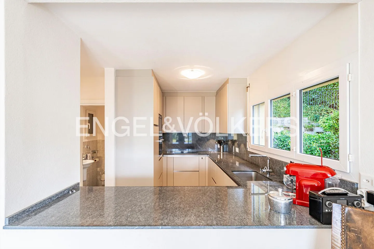 House with panoramic view (66) - Photo 5 of 11