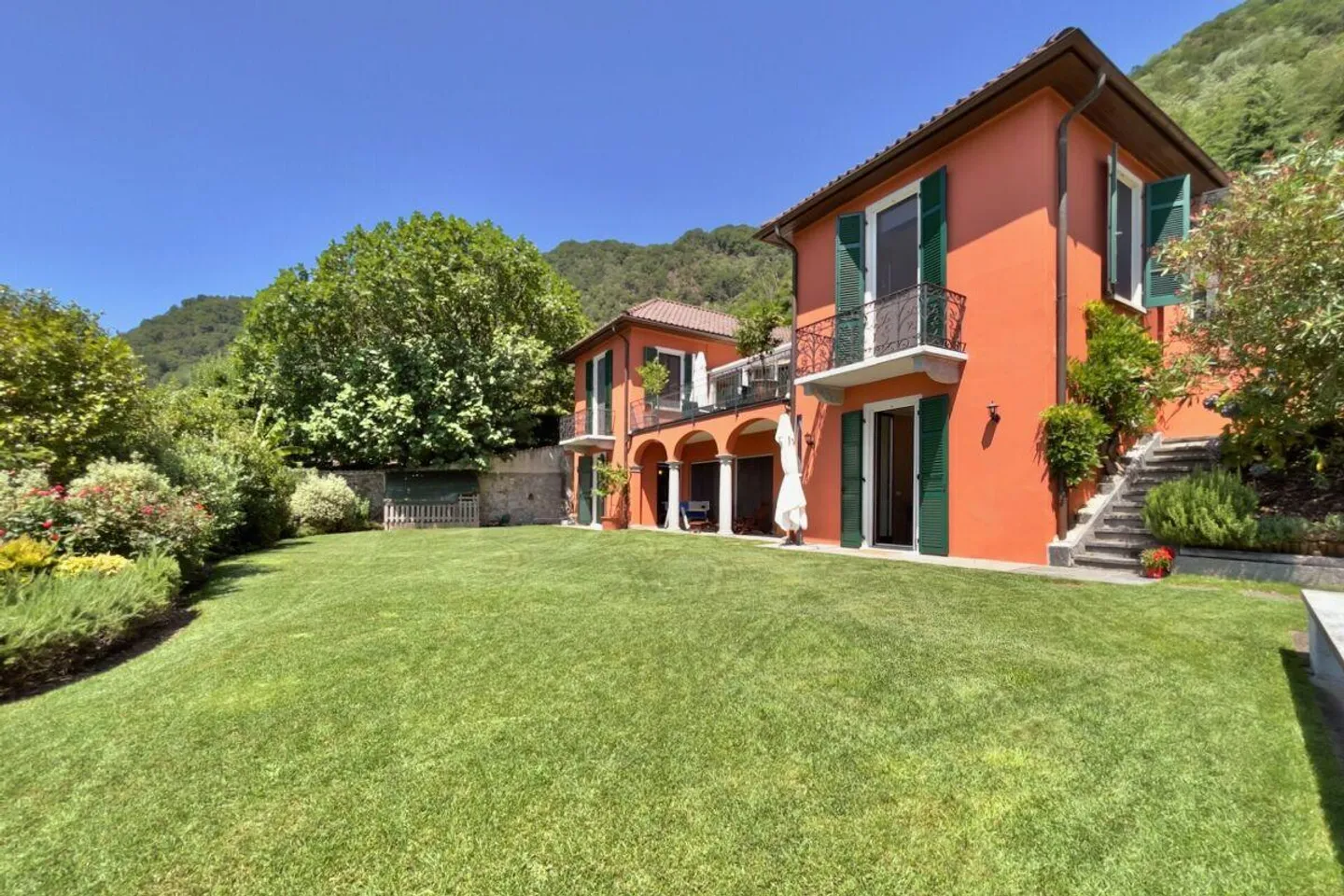Villa Incantevole con Vista Lago - Foto 11 di 11