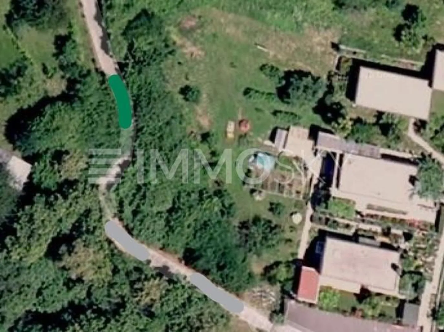 Sunny land with stunning view - Photo 2 of 2