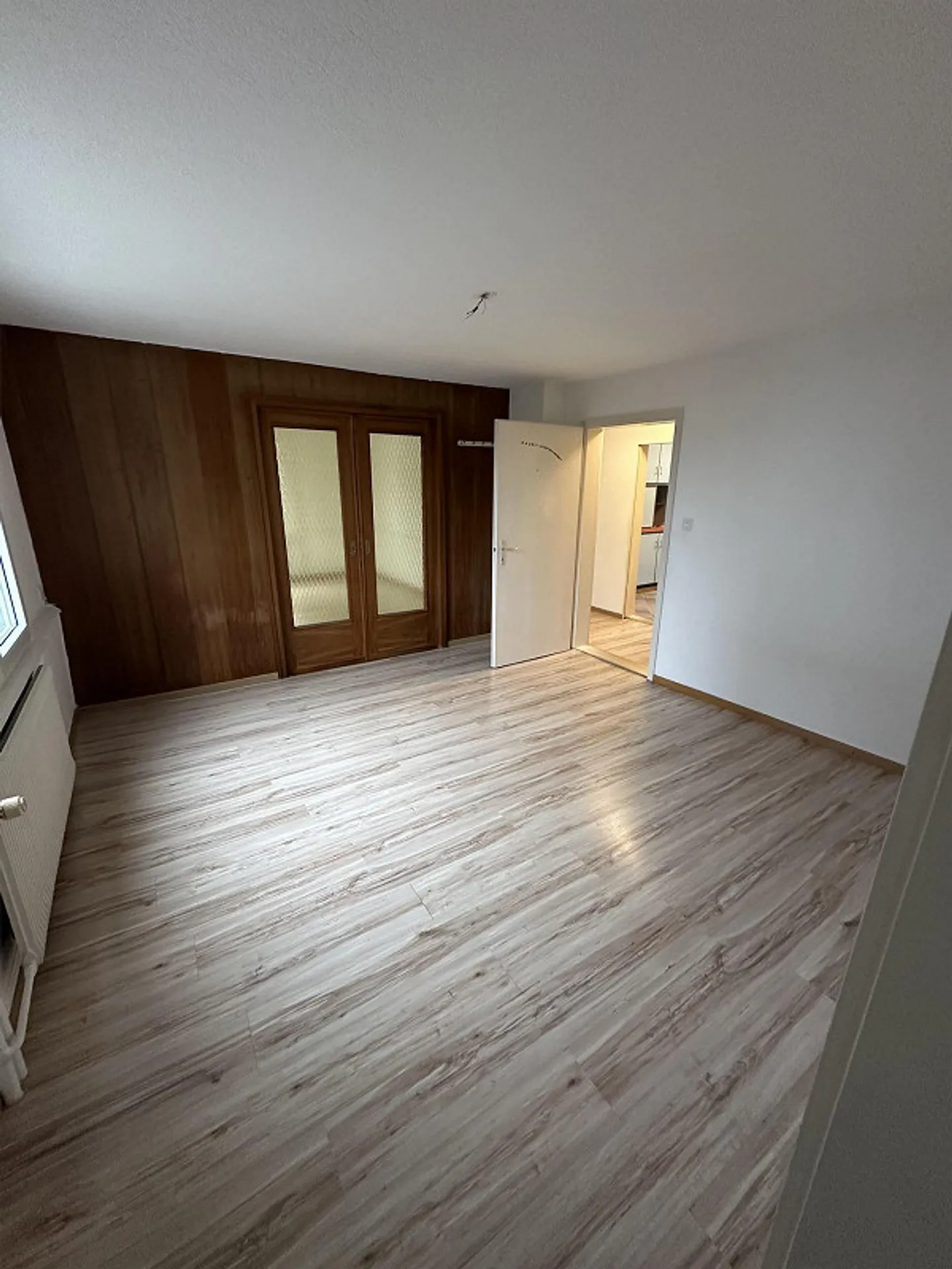 Contratto di affitto temporaneo per un appartamento di 4 stanze in una posizione tranquilla - Foto 4 di 7