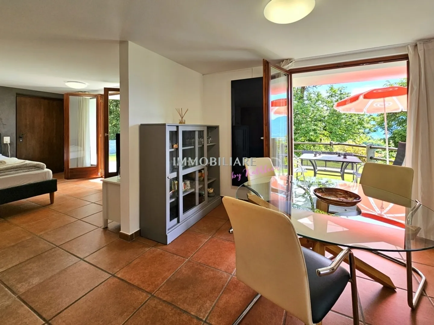 Idyllic at the edge of the forest with morning sun House with guest apartment and panoramic view - Photo 12 of 13