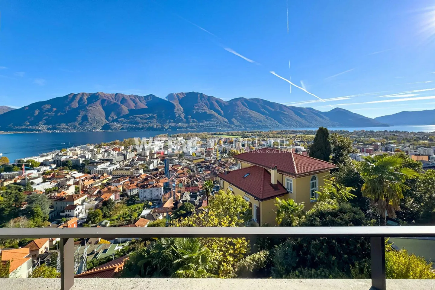 Modern & Bright Duplex Apartment with Lake View in Locarno-Monti for Sale - Photo 6 of 13