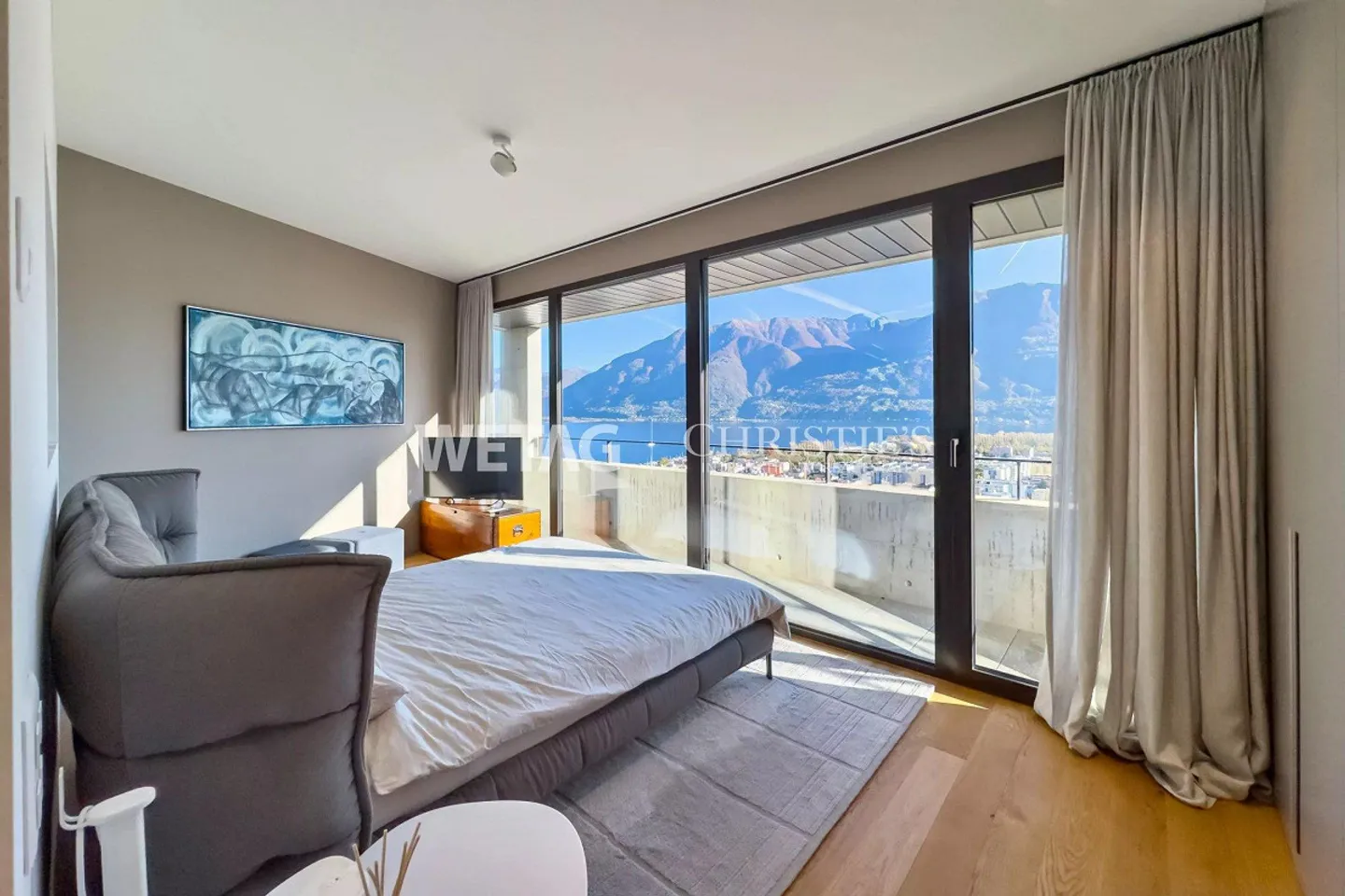 Modern & Bright Duplex Apartment with Lake View in Locarno-Monti for Sale - Photo 7 of 13