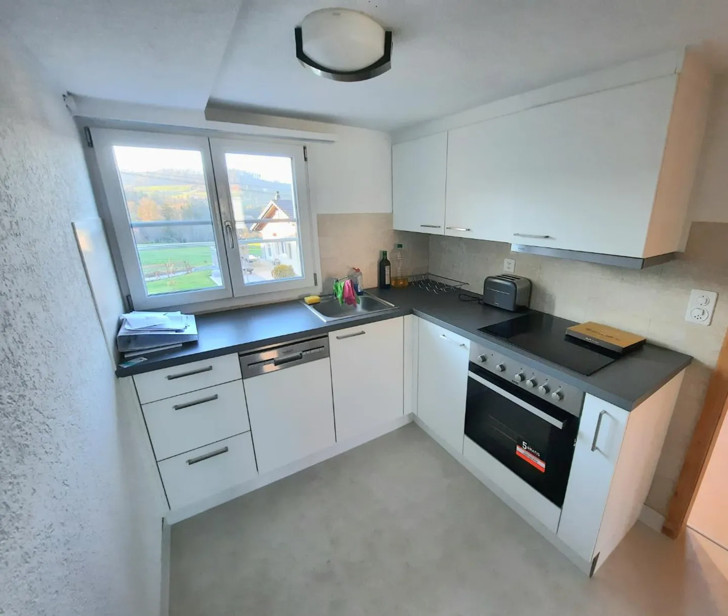 Apartment for rent - Photo 5 of 5
