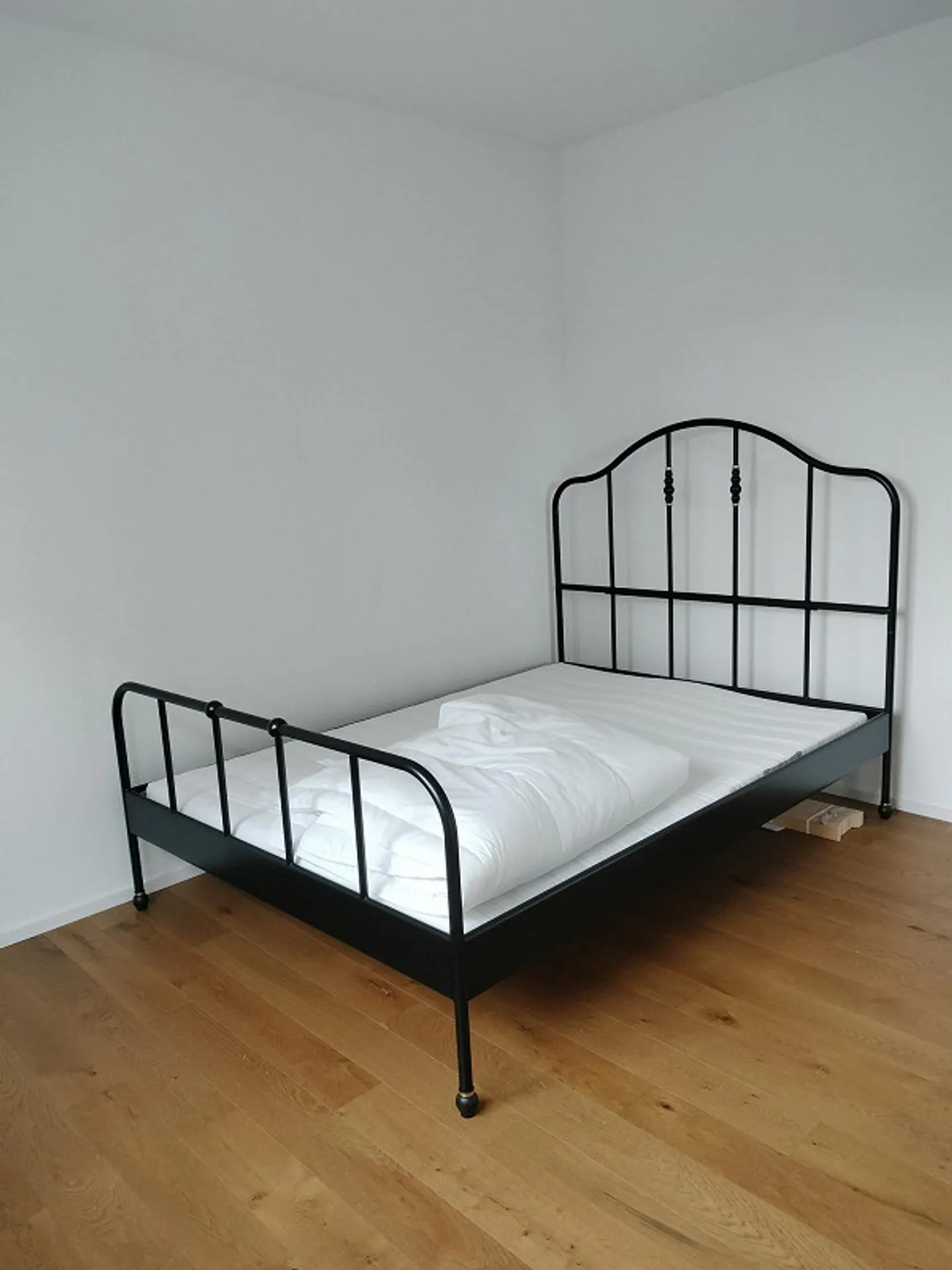 Appartamento parzialmente arredato nel quartiere di Lorzen - Foto 7 di 10