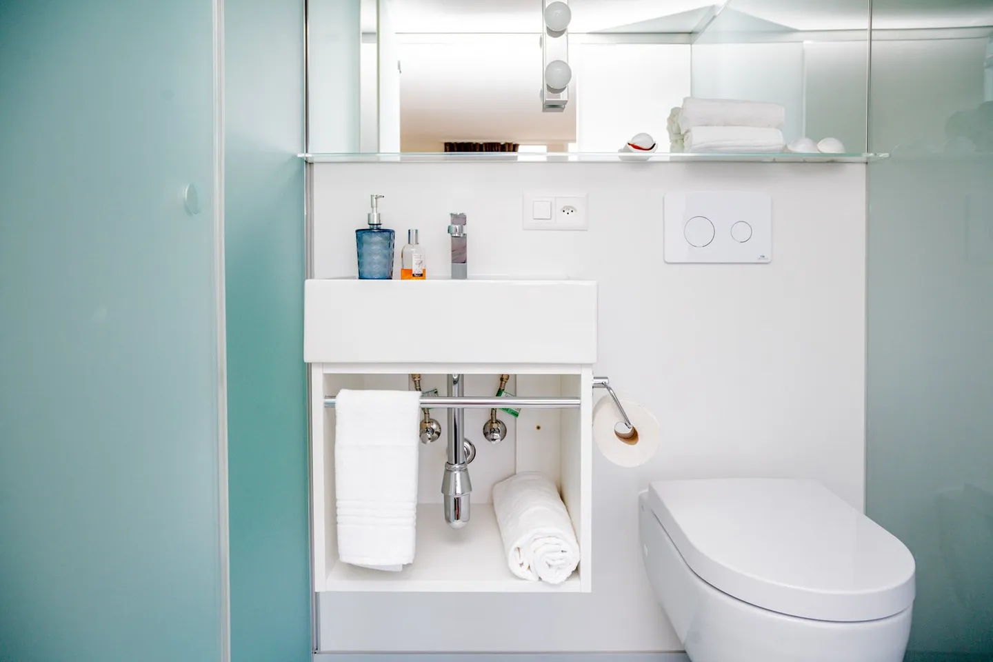 Magically furnished room in the old town - Photo 10 of 26