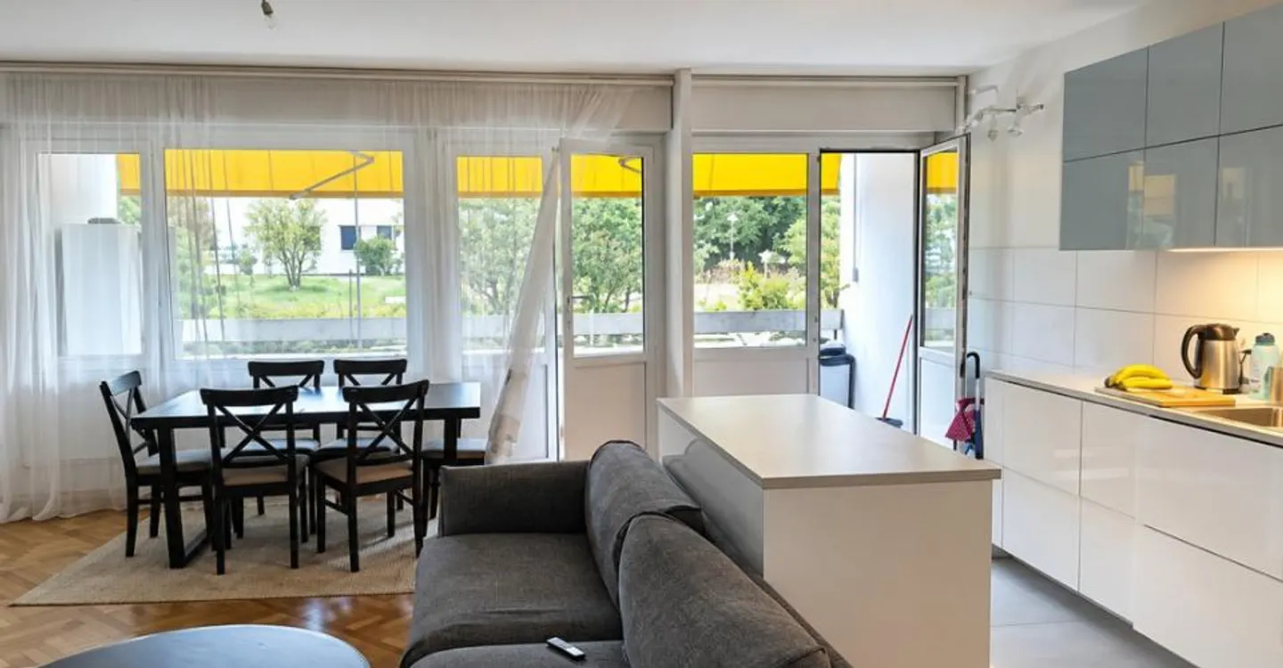 Magnificent 5.5-room apartment fully renovated - Photo 1 of 12