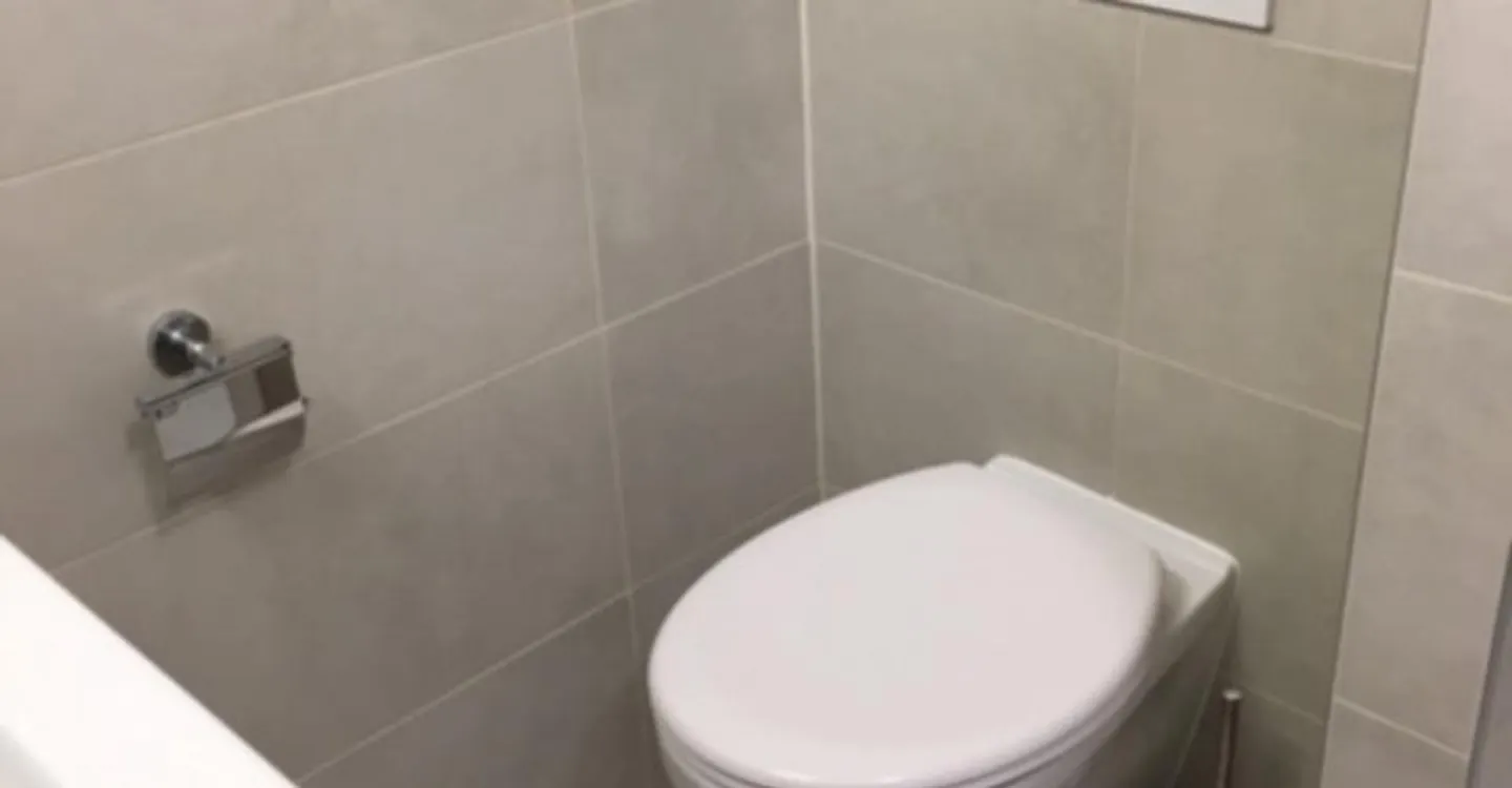 Magnificent 5.5-room apartment fully renovated - Photo 9 of 12
