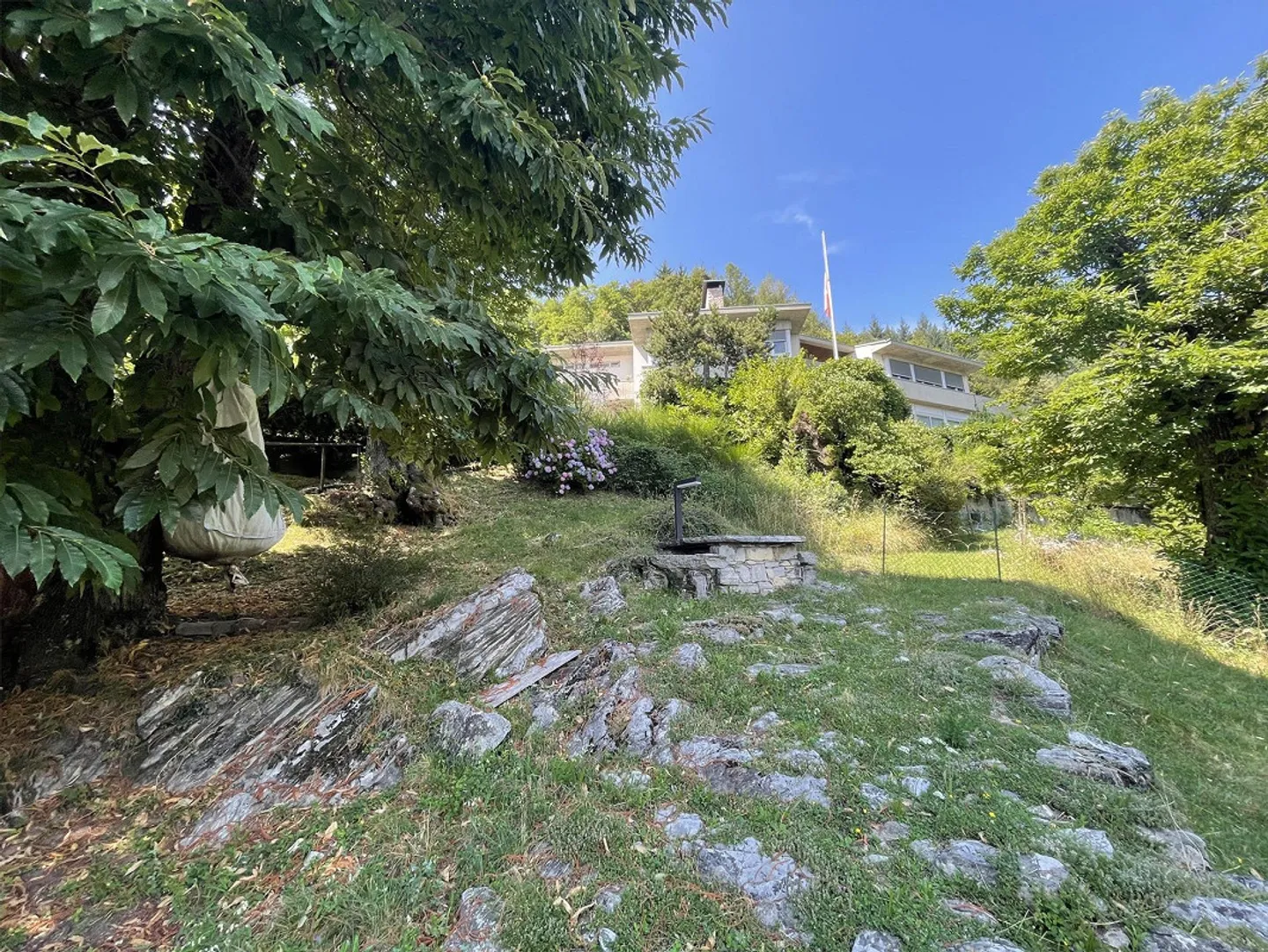 SCHÖNES EINFAMILIENHAUS IN PANORAMISCHER LAGE - Foto 6 von 13