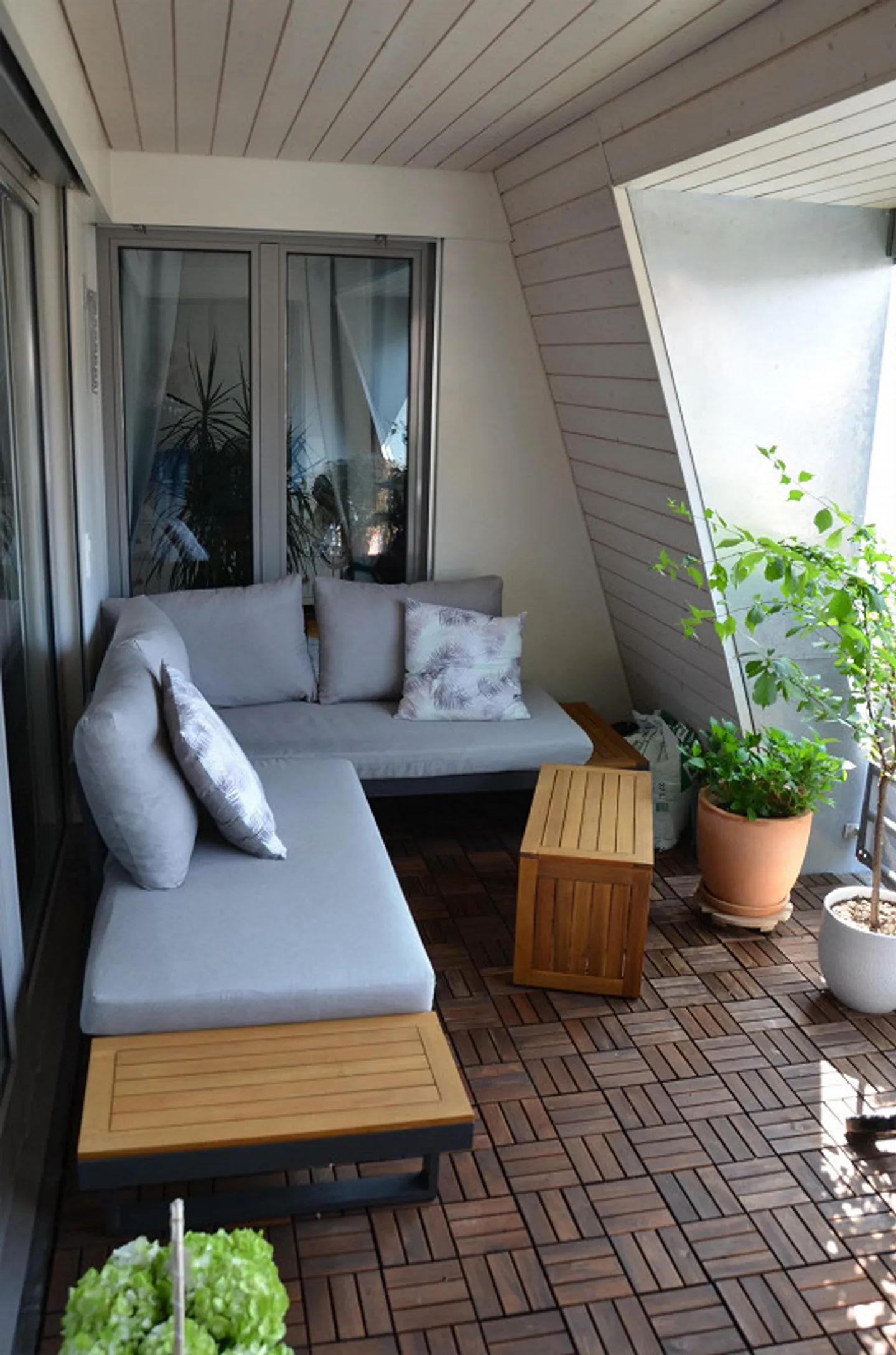 Ampio appartamento di 4,5 stanze nel centro del villaggio - Foto 6 di 8