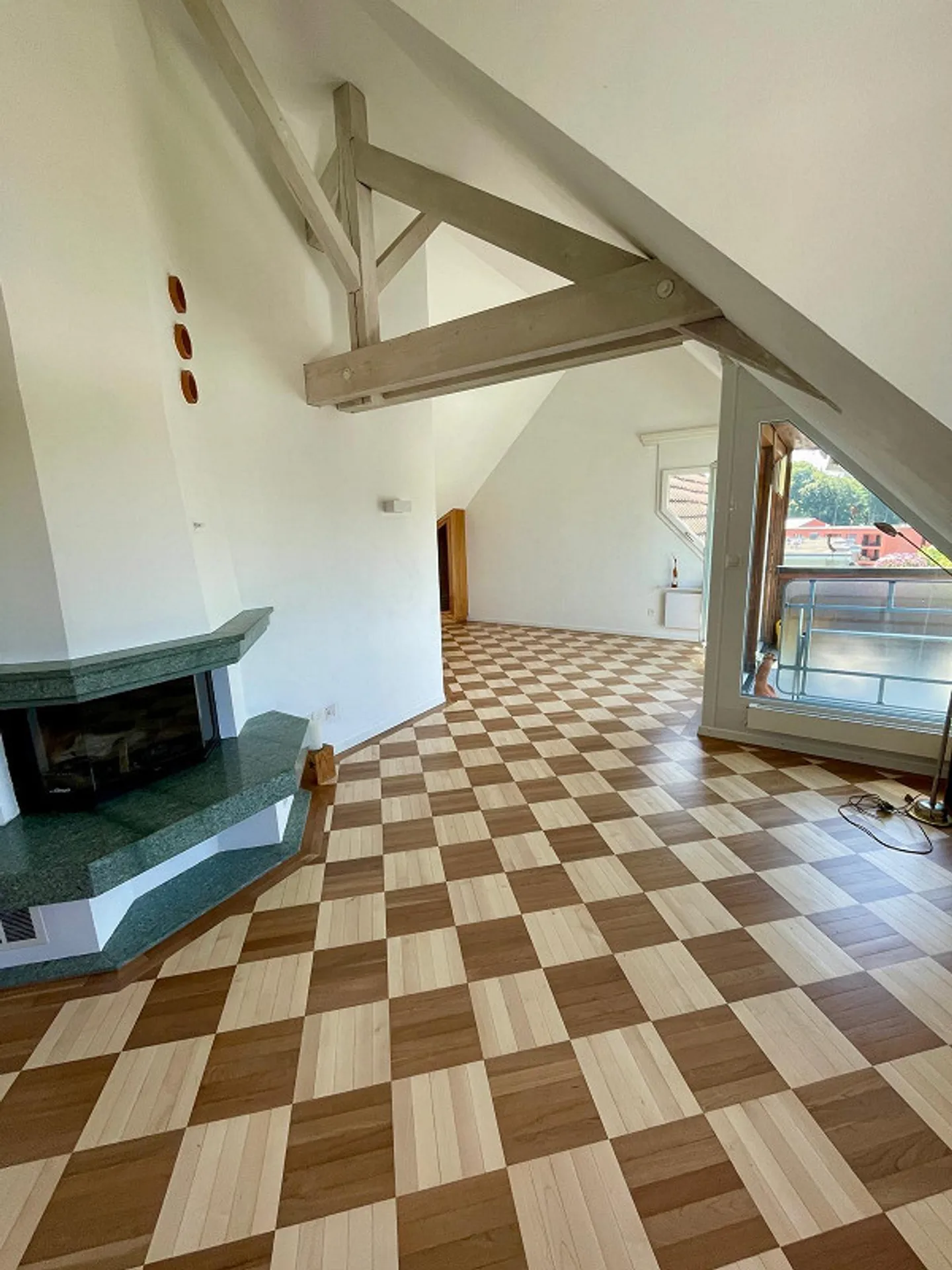 Einzigartige Dachwohnung im Loft-Stil - Foto 1 von 17