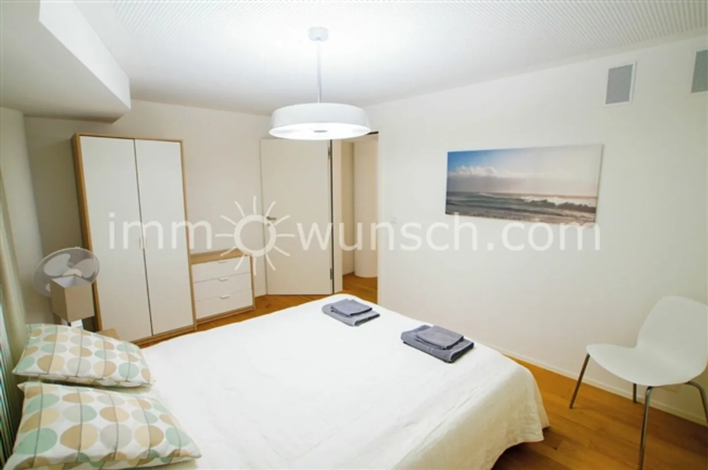 Directly on the stunning lakeside promenade - 3 ½ room maisonette condominium - Photo 2 of 11