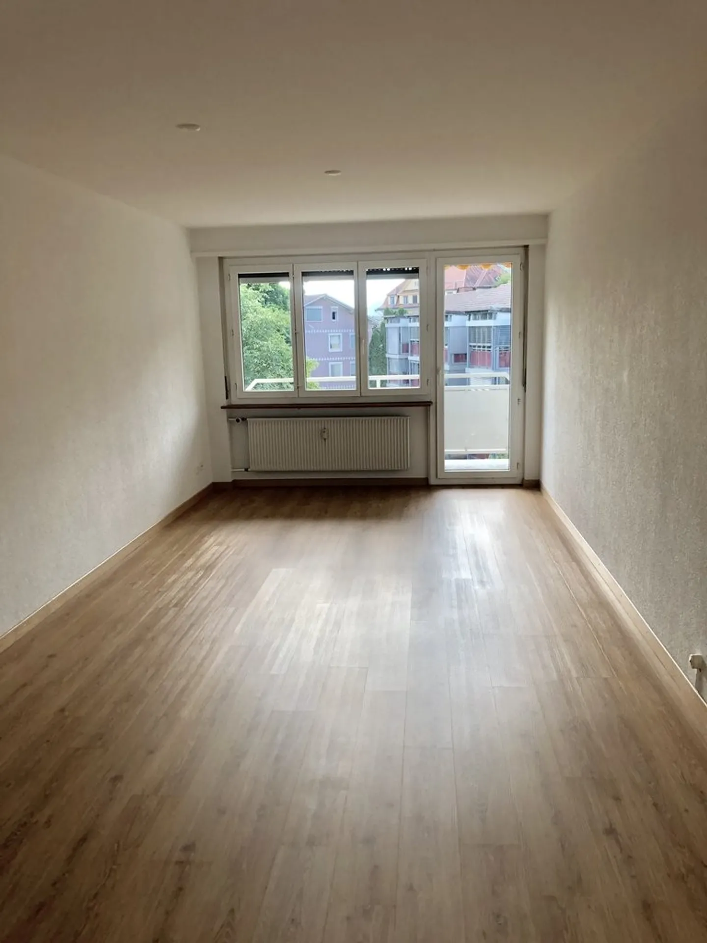 Praktische Wohnung in Interlaken - Foto 1 von 11