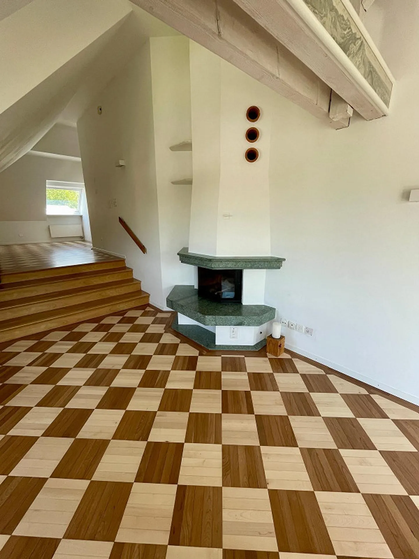 Einzigartige Dachwohnung im Loft-Stil - Foto 2 von 17