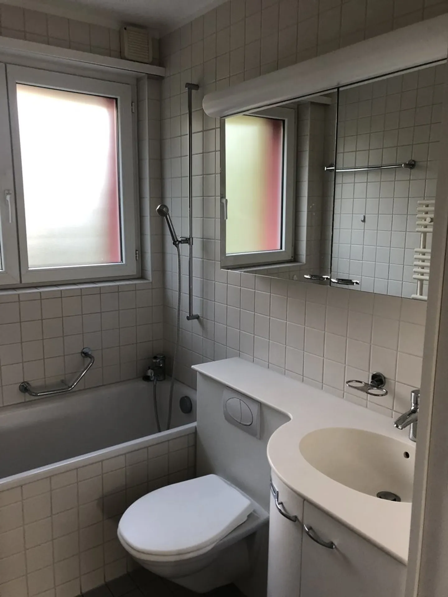 Praktische Wohnung in Interlaken - Foto 8 von 11