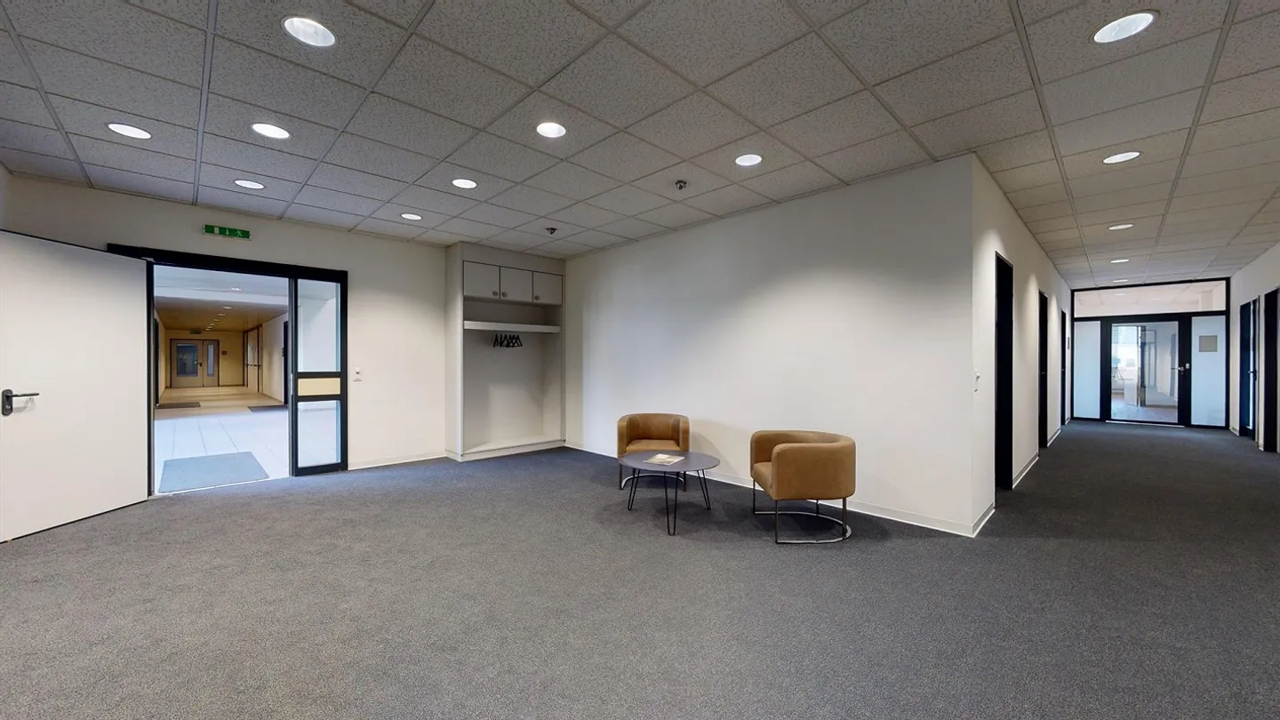 Superficie ufficio in posizione centrale - Foto 4 di 18