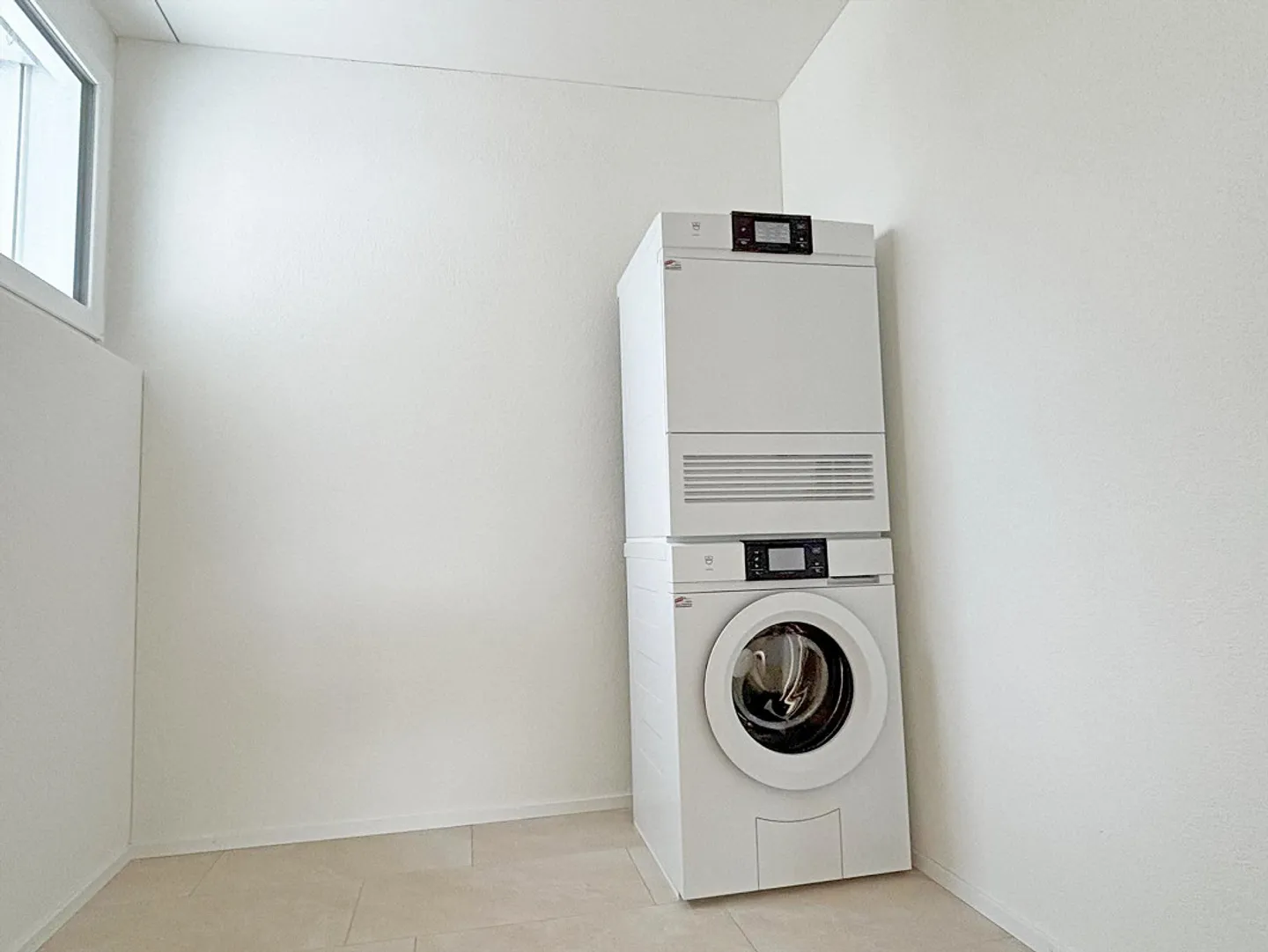 Sogno di attico soleggiato con stufa svedese - Foto 9 di 10