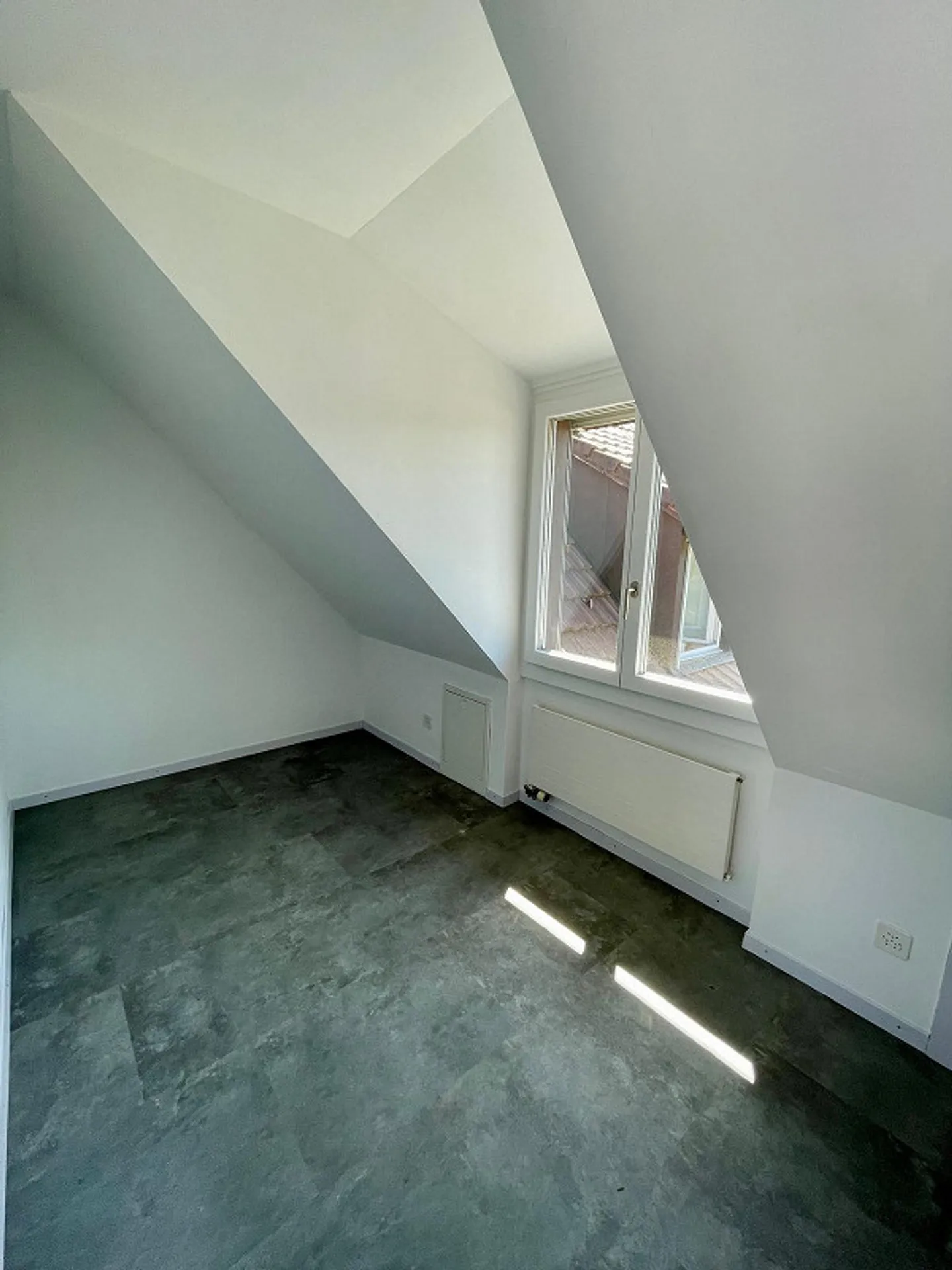 Einzigartige Dachwohnung im Loft-Stil - Foto 14 von 17
