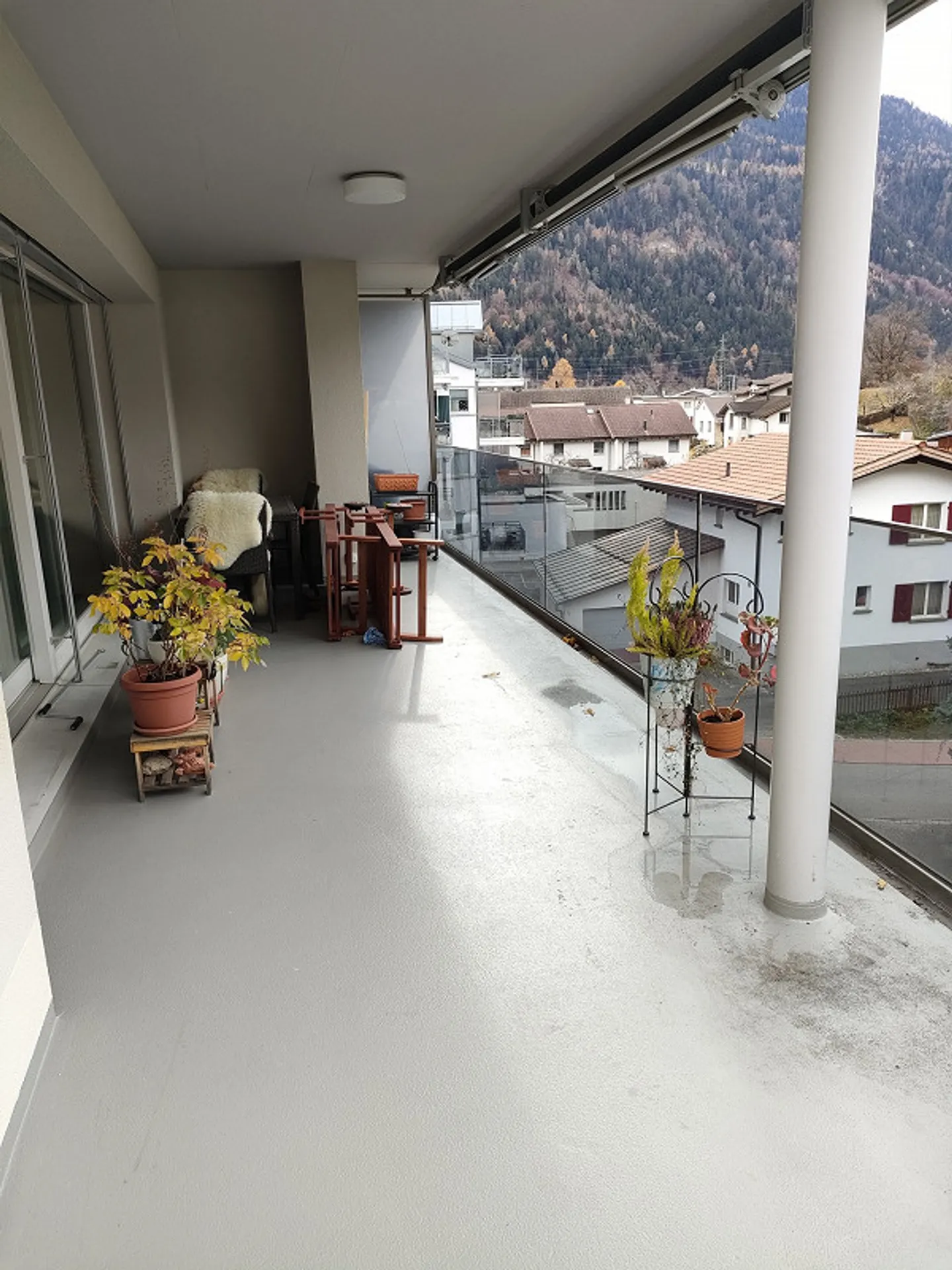 Appartamento spazioso e moderno di 4,5 stanze in affitto - Foto 7 di 14