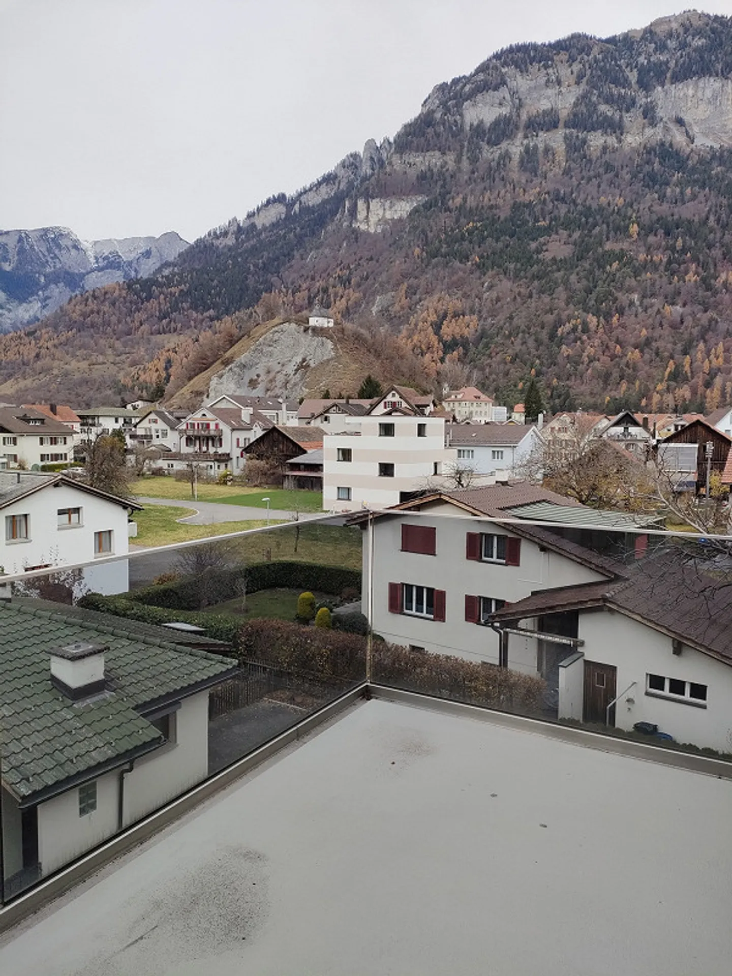 Appartamento spazioso e moderno di 4,5 stanze in affitto - Foto 8 di 14