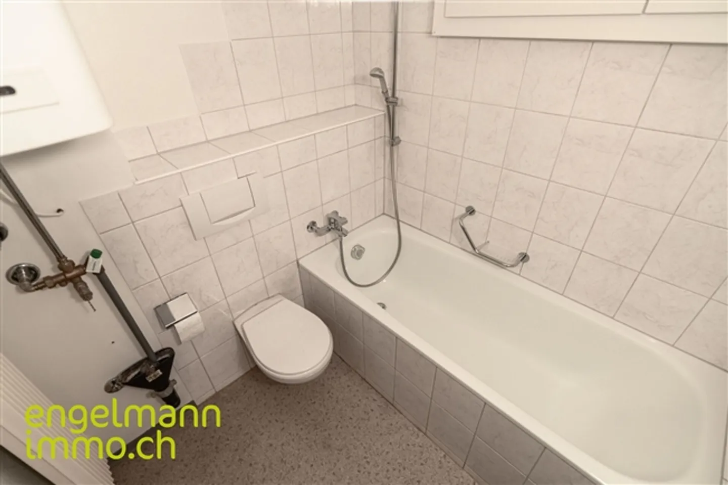 2.5 Room Apartment - Photo 9 of 10