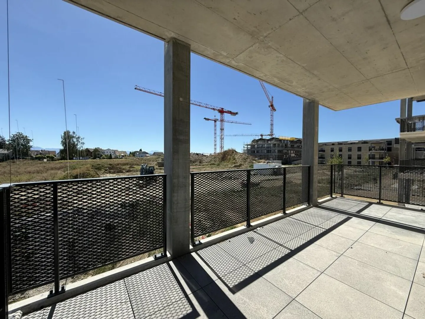 Appartamento in vendita - Foto 3 di 15