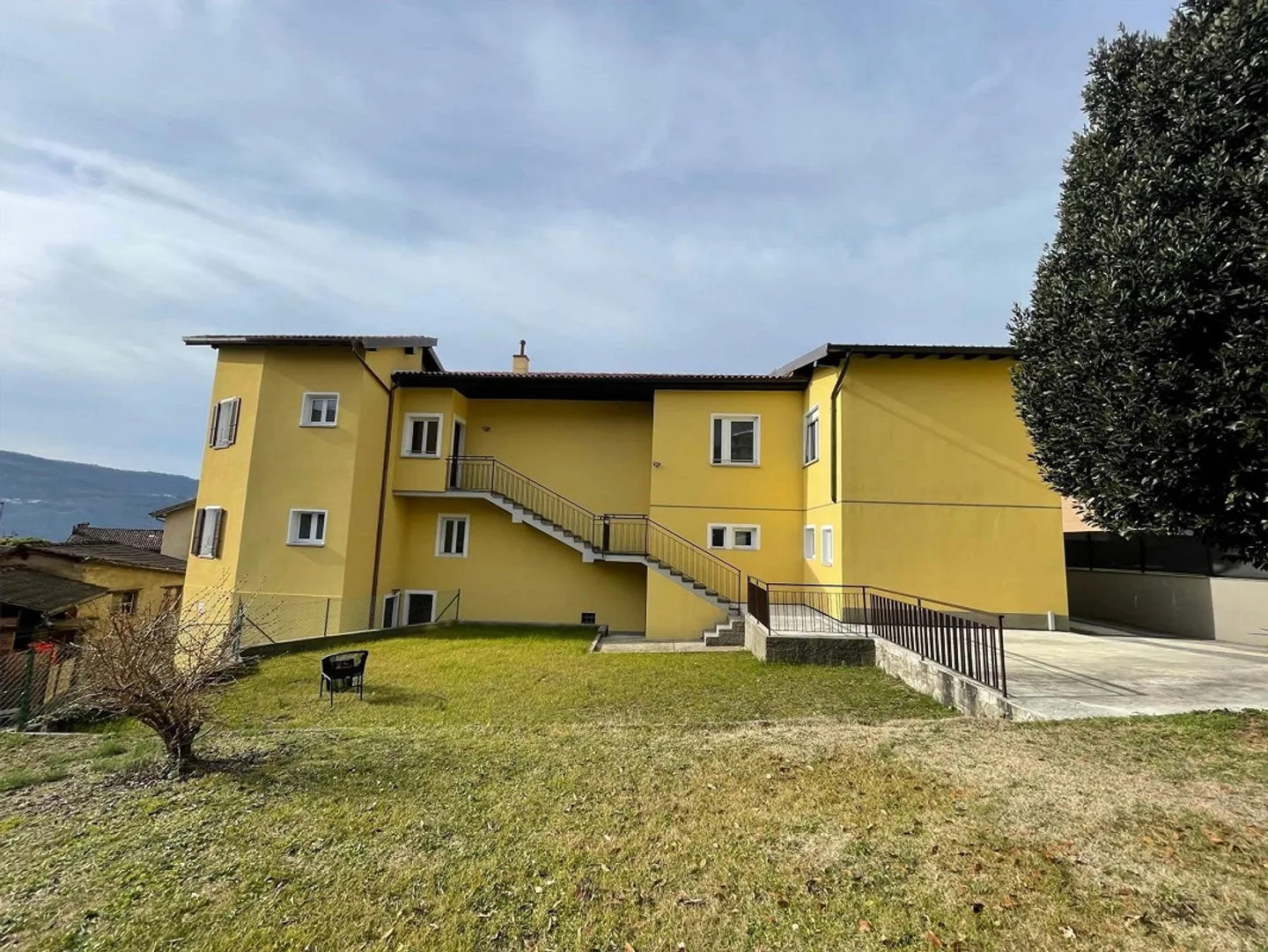 Appartamenti ristrutturati a Morbio - Foto 1 di 13