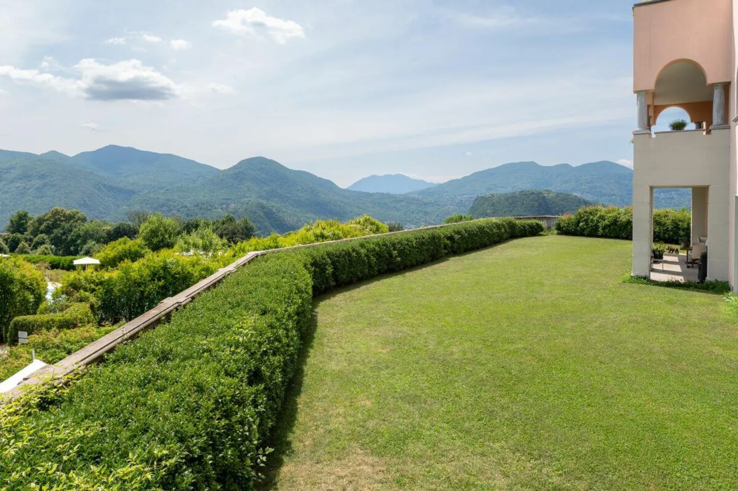 Luxury Apartment in the Collina d'Oro Resort - Photo 20 of 22