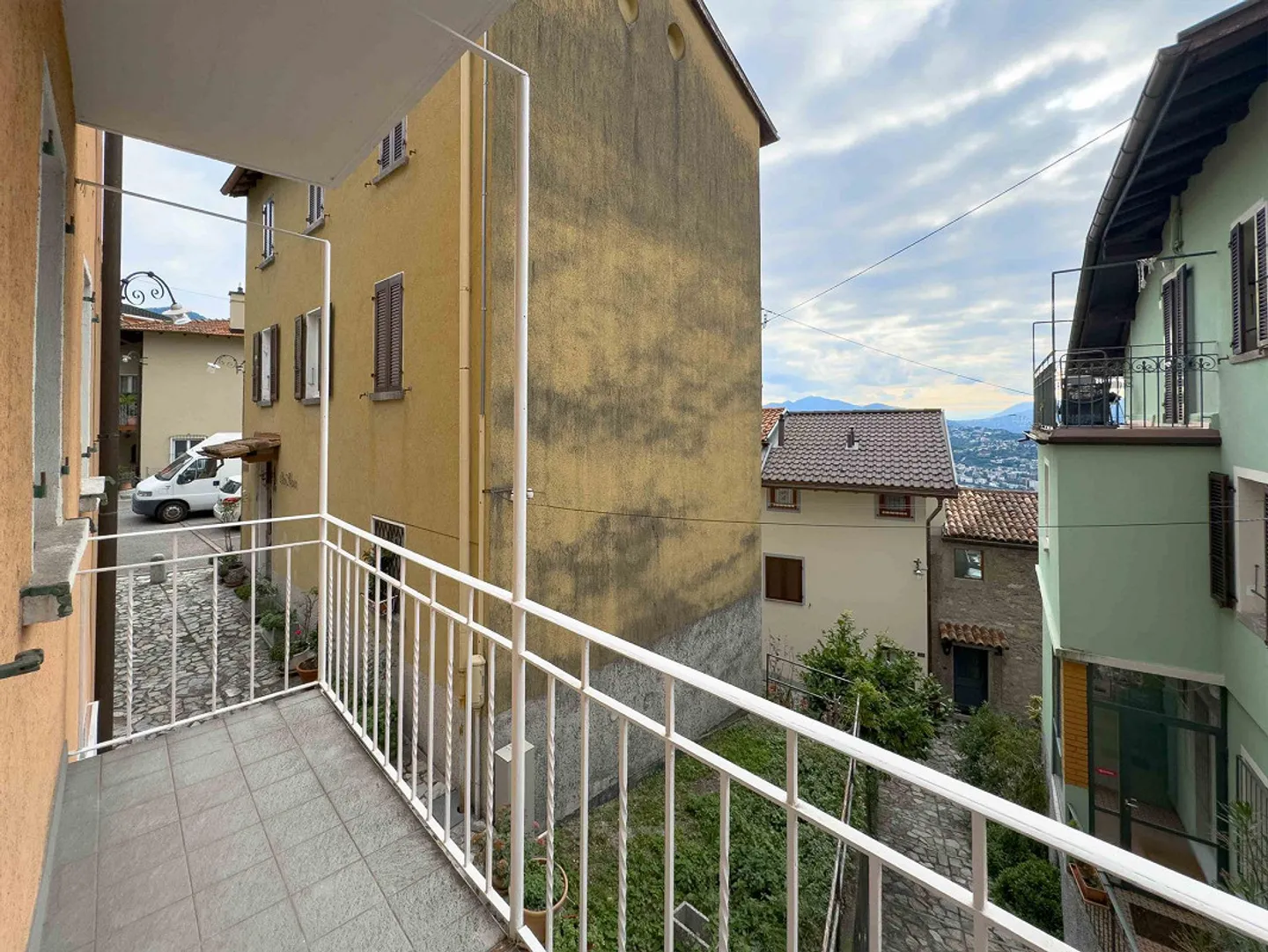 2,5 pièces meublés à Aldesago idéal aussi pour les non-résidents - Photo 9 sur 13