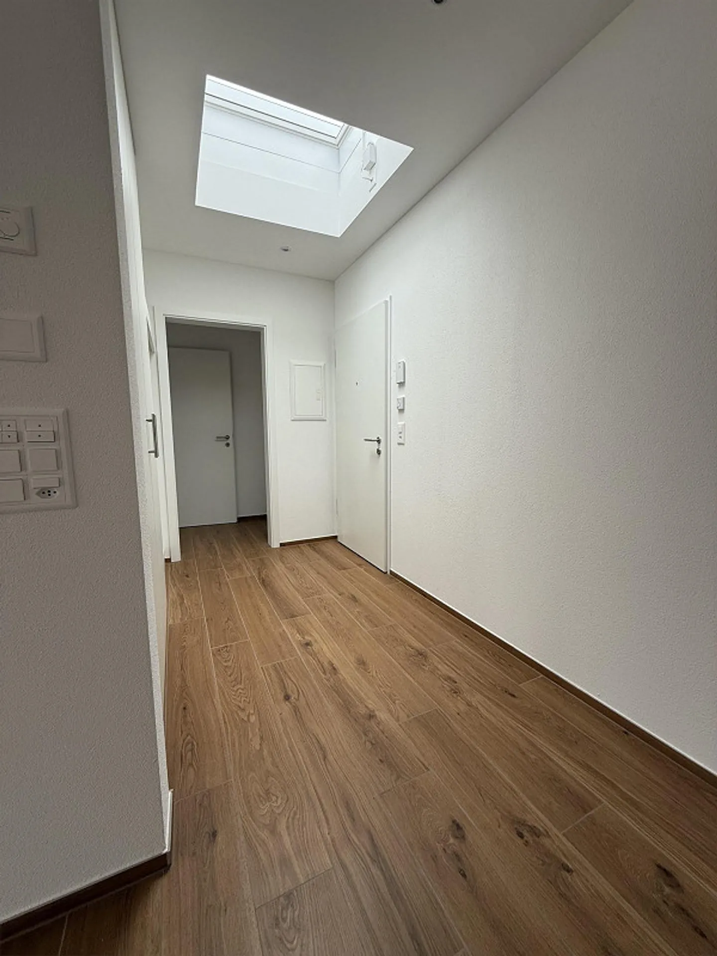 Moderne 4.5-Zimmer-Attikawohnung in Huttwil - Foto 7 von 11