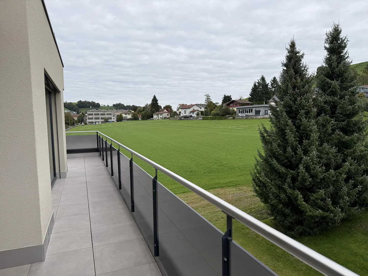 Moderne 4.5-Zimmer-Attikawohnung in Huttwil - Foto 9 von 11