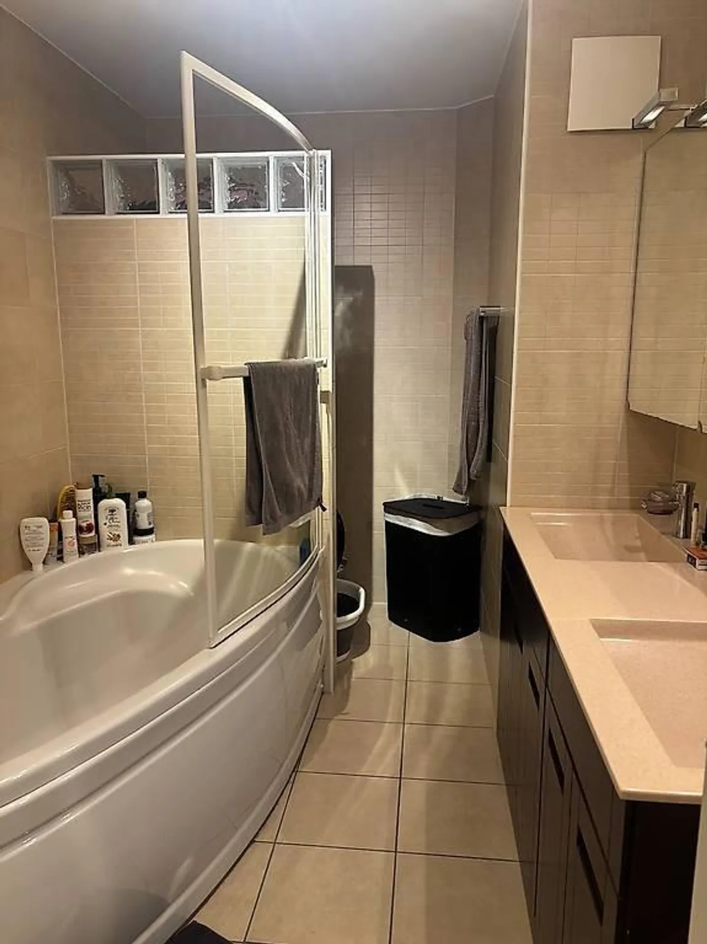 Magnificent 5.5 Room Apartment 3700fr in Lutry - Photo 4 of 5