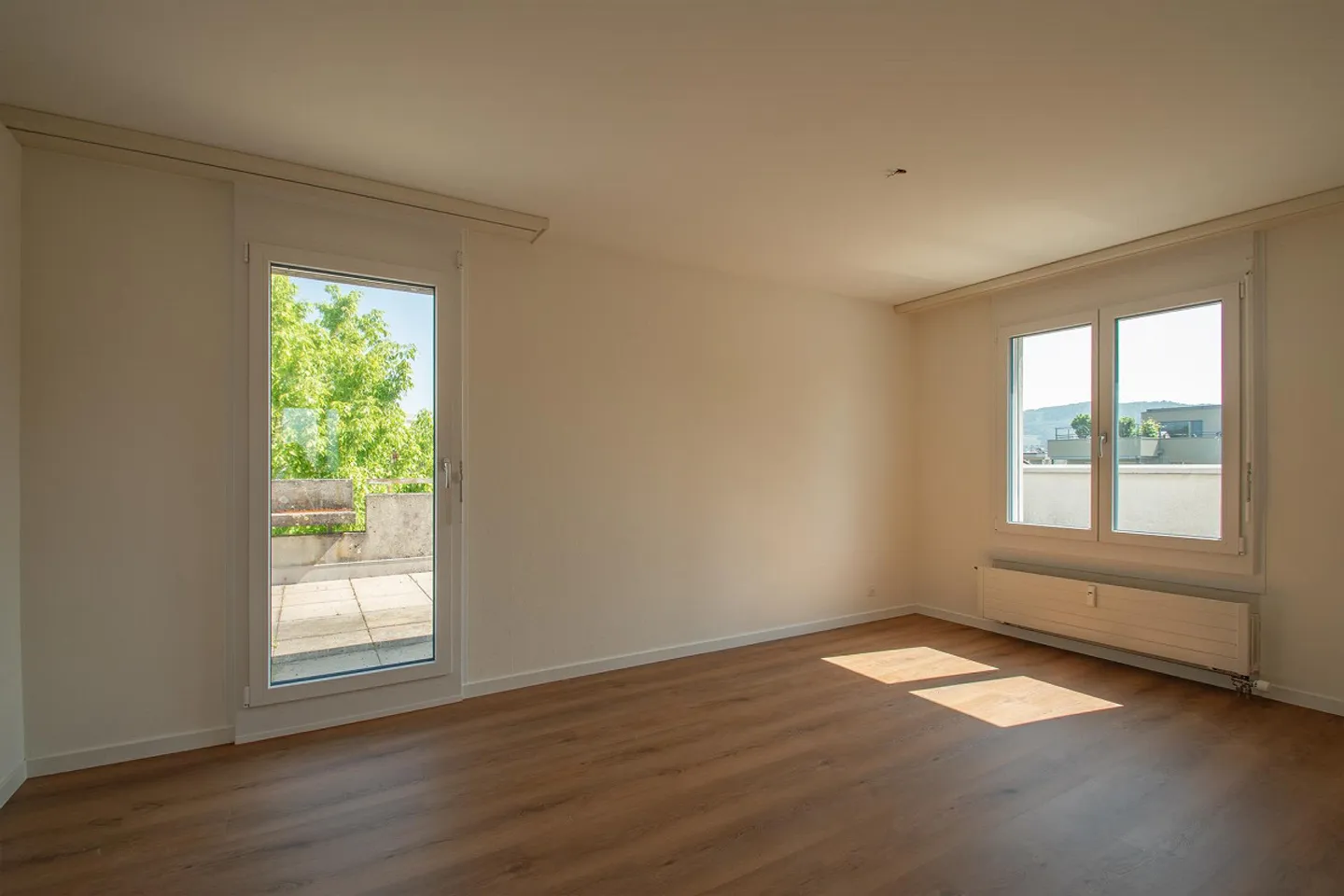 4 1/2 Room Penthouse Apartment with Surrounding Roof Terrace - Photo 7 of 15