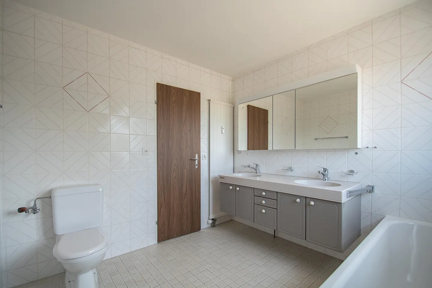 4 1/2 Room Penthouse Apartment with Surrounding Roof Terrace - Photo 11 of 15