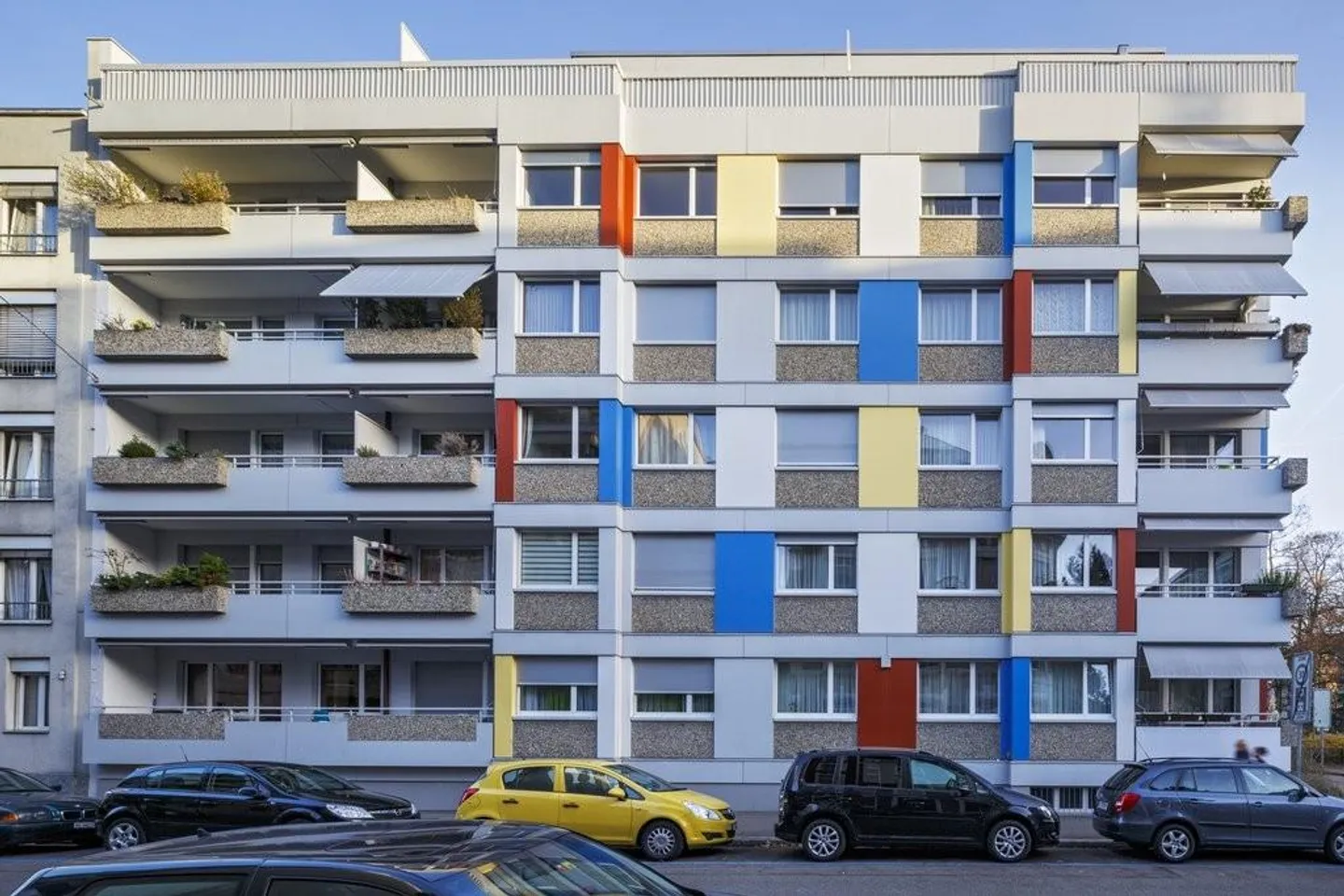 Spacious apartment in a central location - Photo 1 of 6