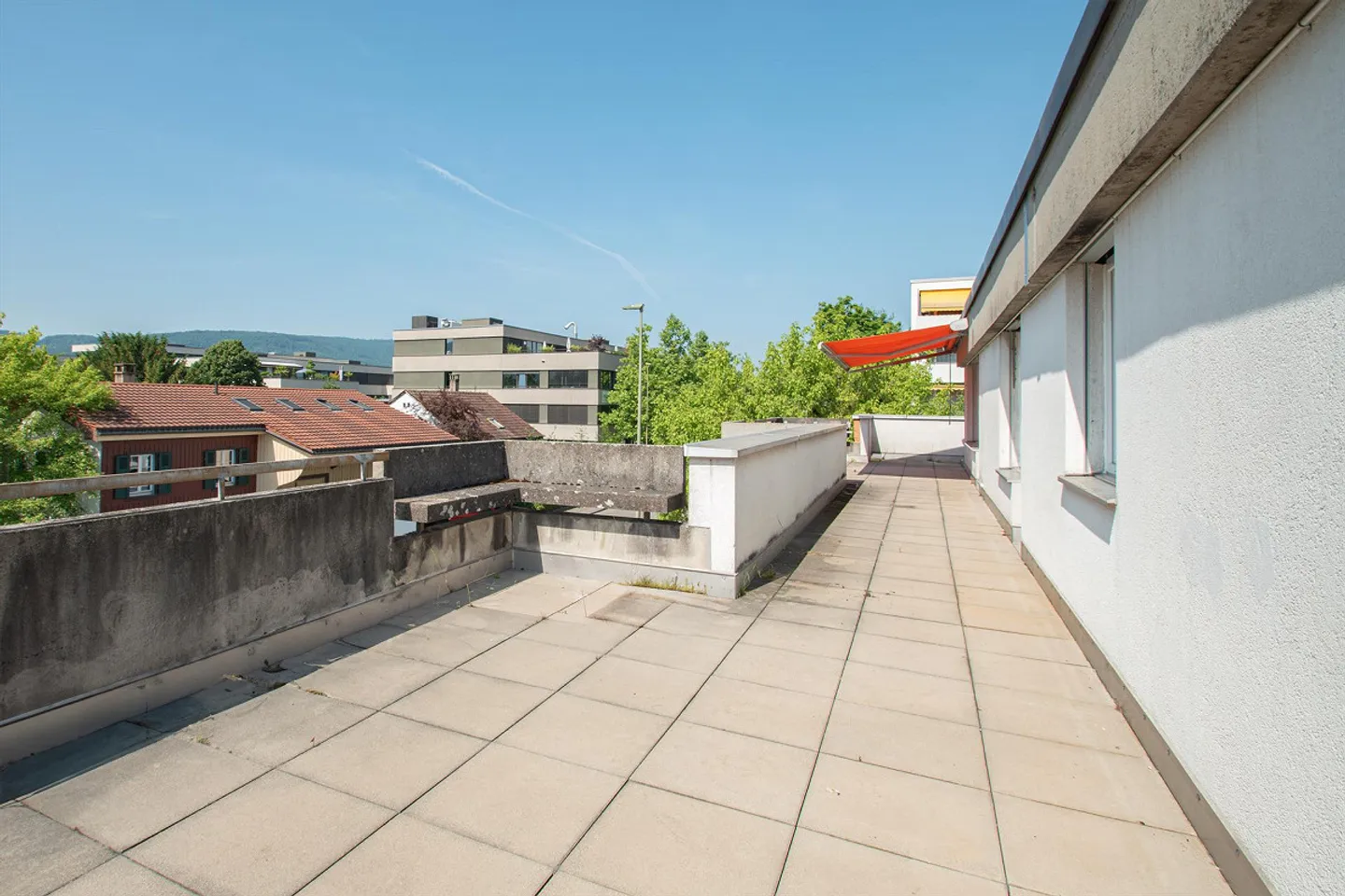 4 1/2 Room Penthouse Apartment with Surrounding Roof Terrace - Photo 13 of 15