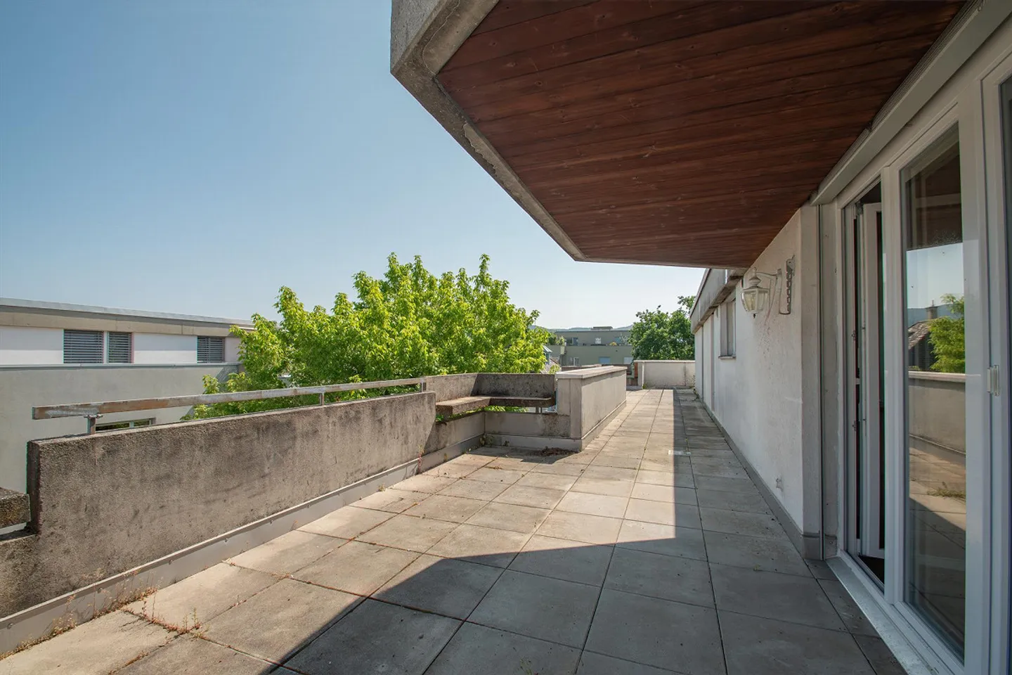 4 1/2 Room Penthouse Apartment with Surrounding Roof Terrace - Photo 14 of 15
