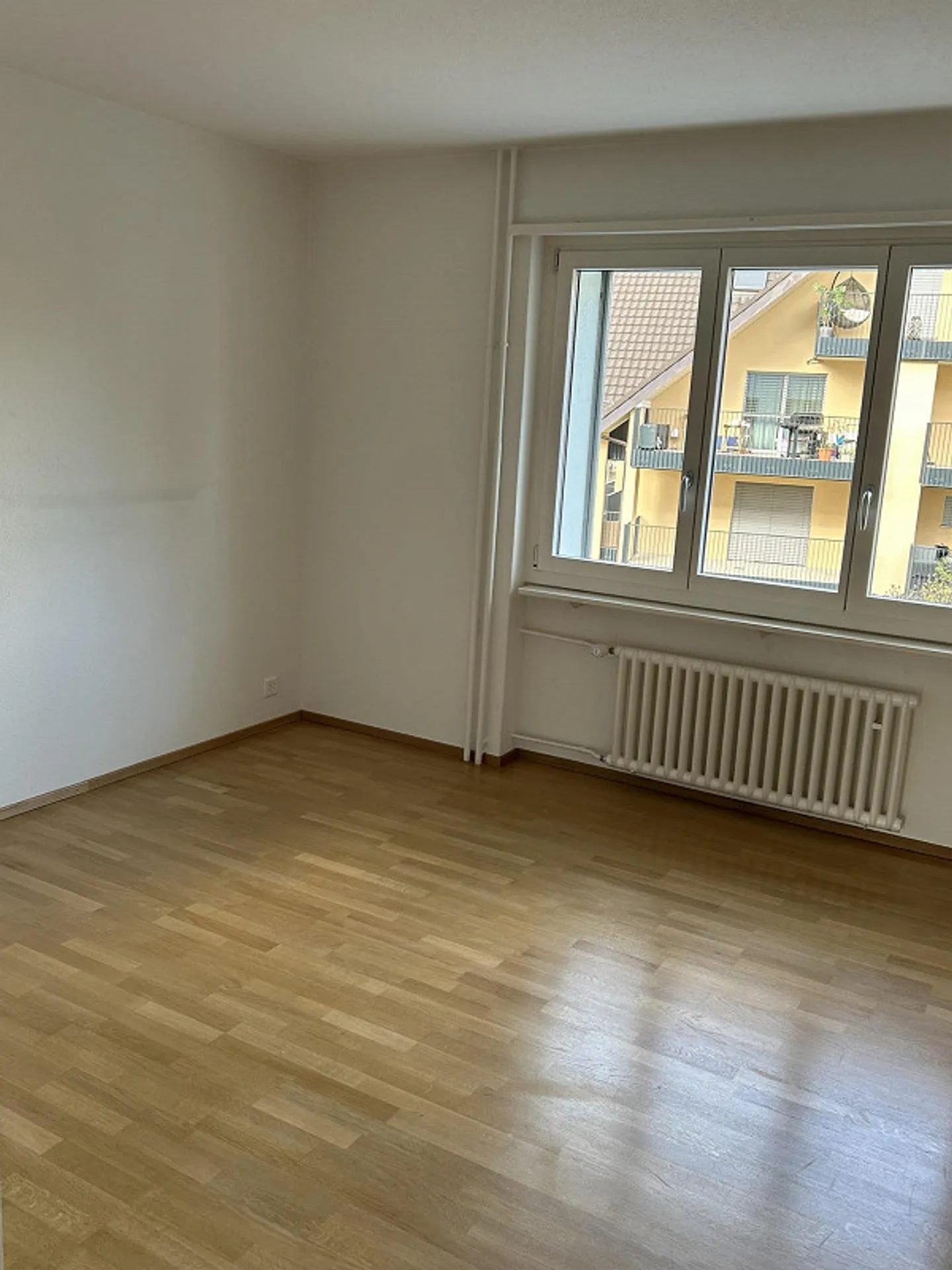 Moderno appartamento di 3,5 locali in affitto a Kloten! - Foto 6 di 7