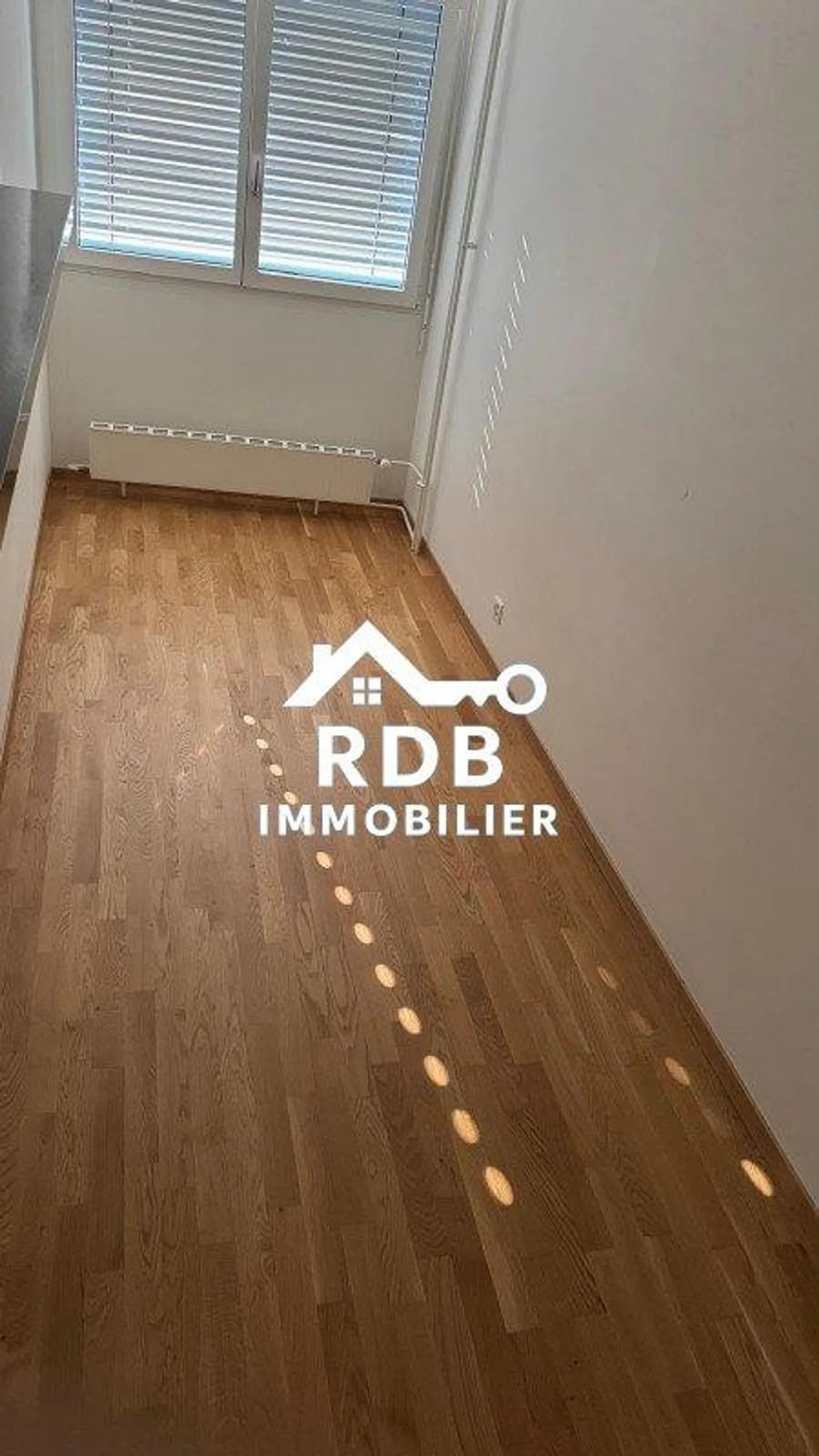 Appartement de 5 pièces au 4ème étage situé à Acacias 1227 - Photo 5 sur 8