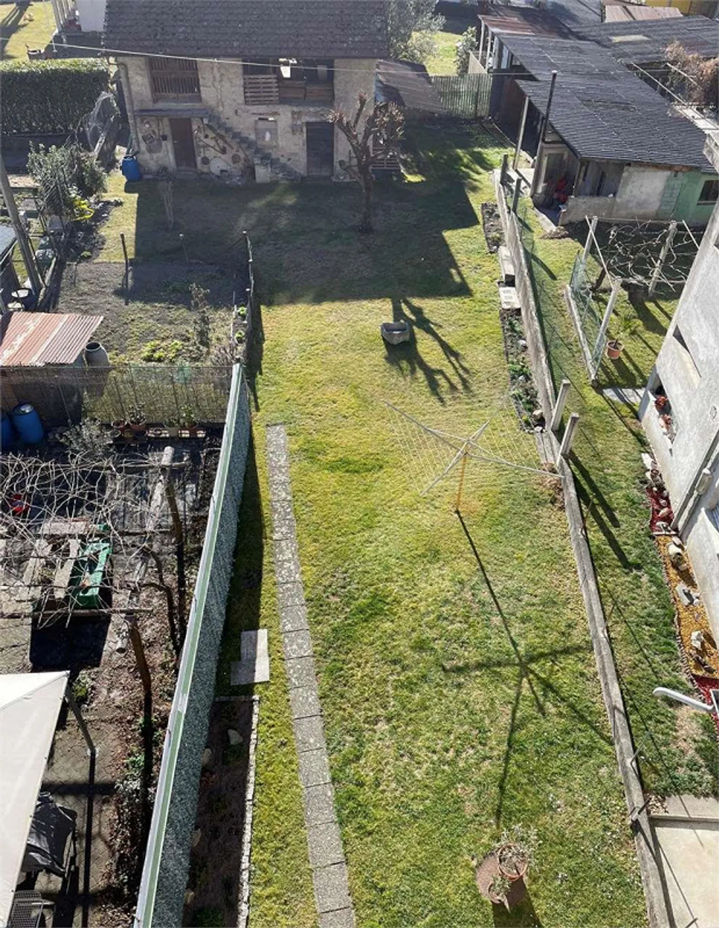 Malvaglia, ganzes Gebäude mit 3 Wohnungen - Foto 8 von 13